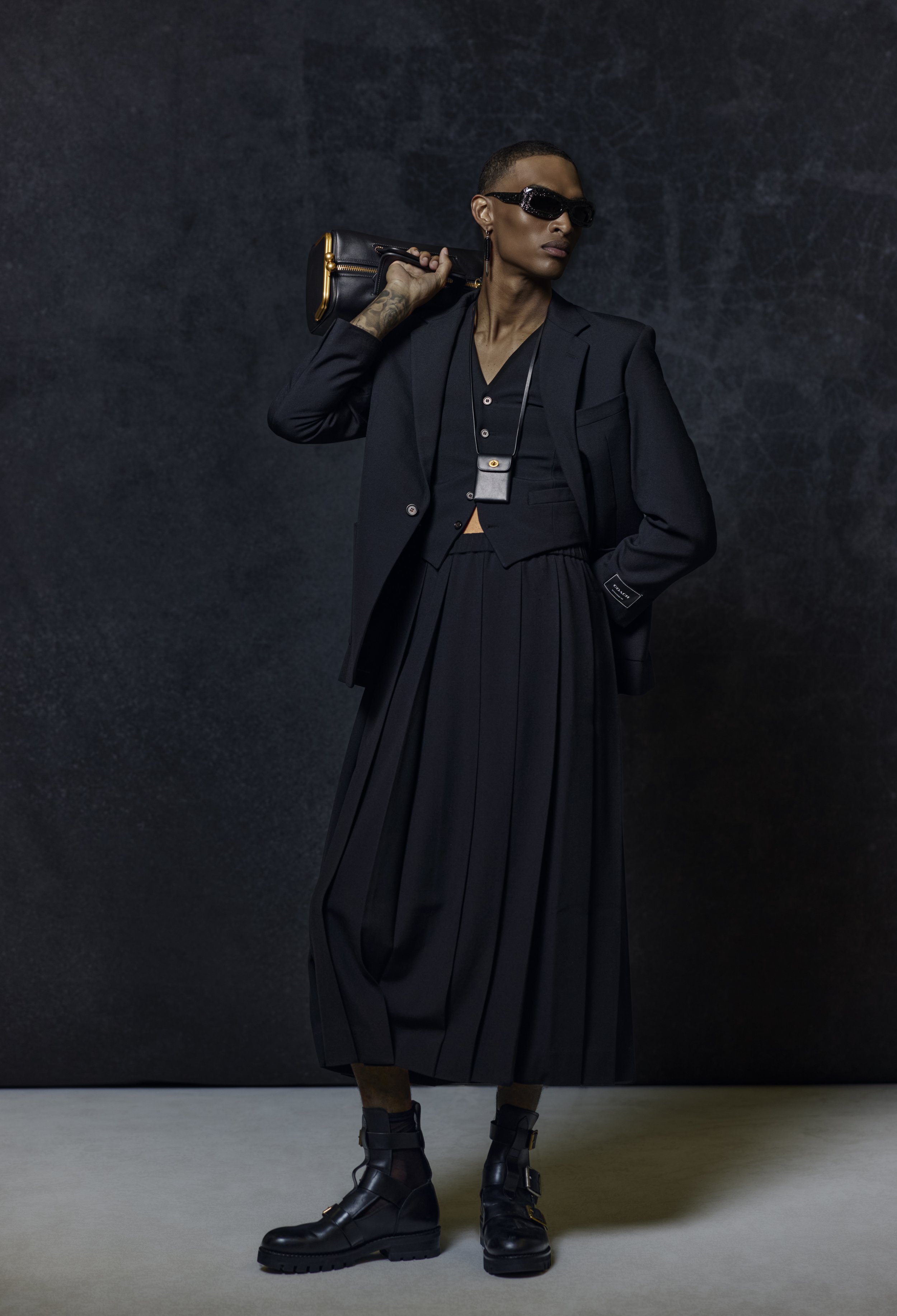 CPFashion November Editorial1972.jpg