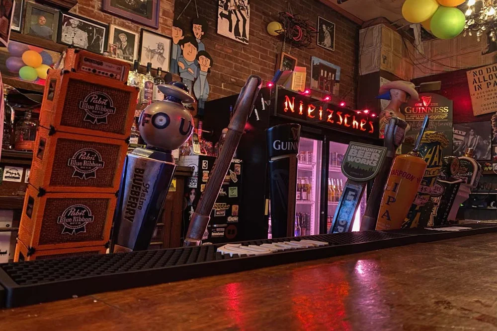Bar photo 2