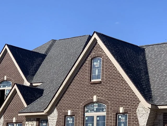 977f73_19c3a995bd274b9f8f3684bca4b0920a~mv2 copy.jpg