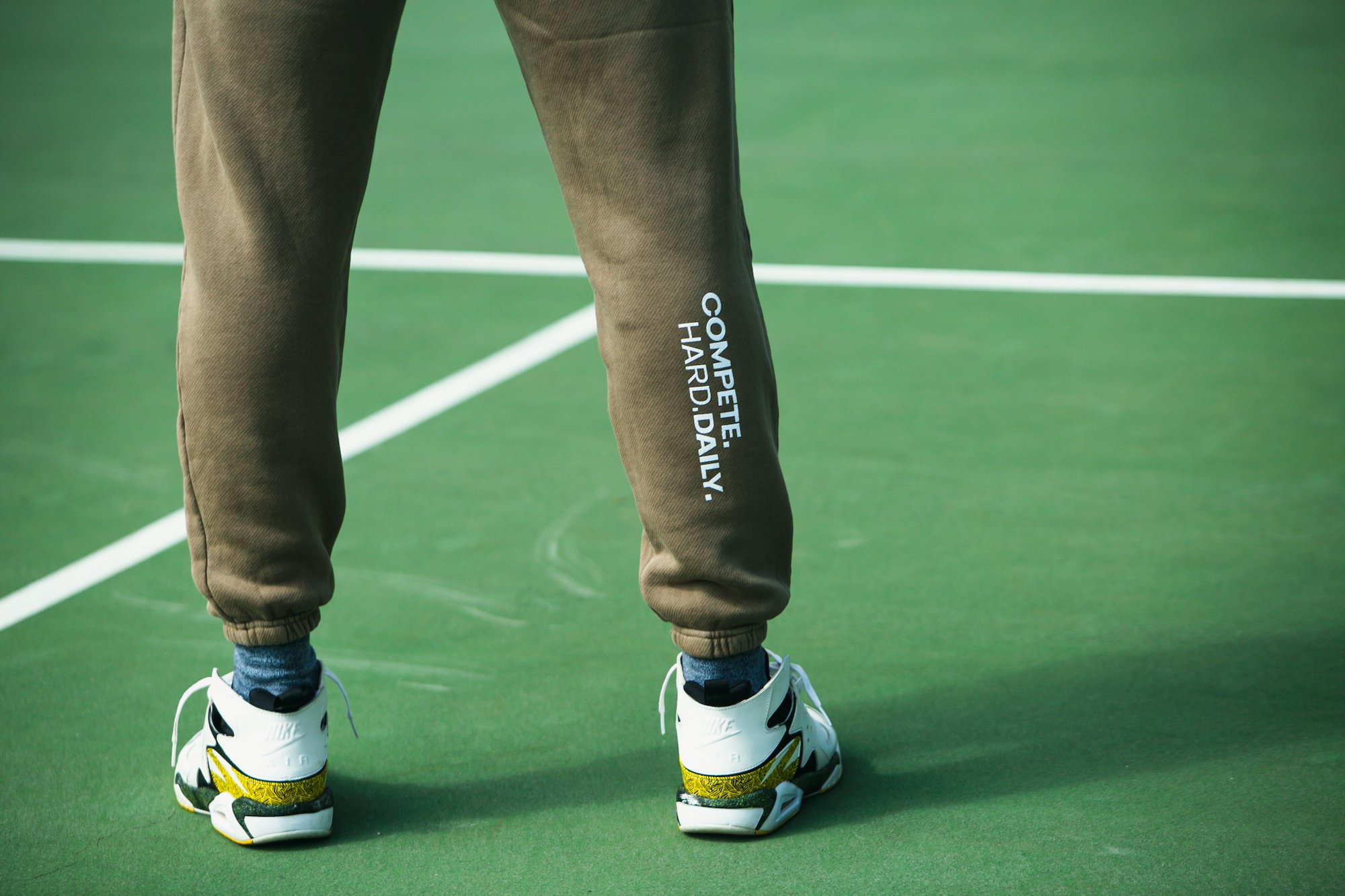 one-more-tennis-core-sweatpant-brown.jpg