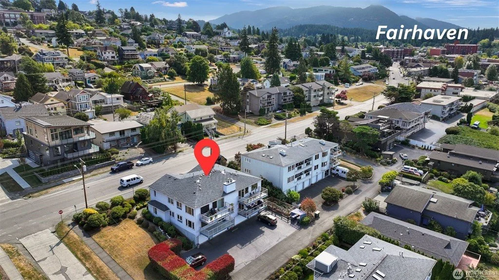 906-11th-Street-bellingham_realtor-brandon-nelson (39).jpeg