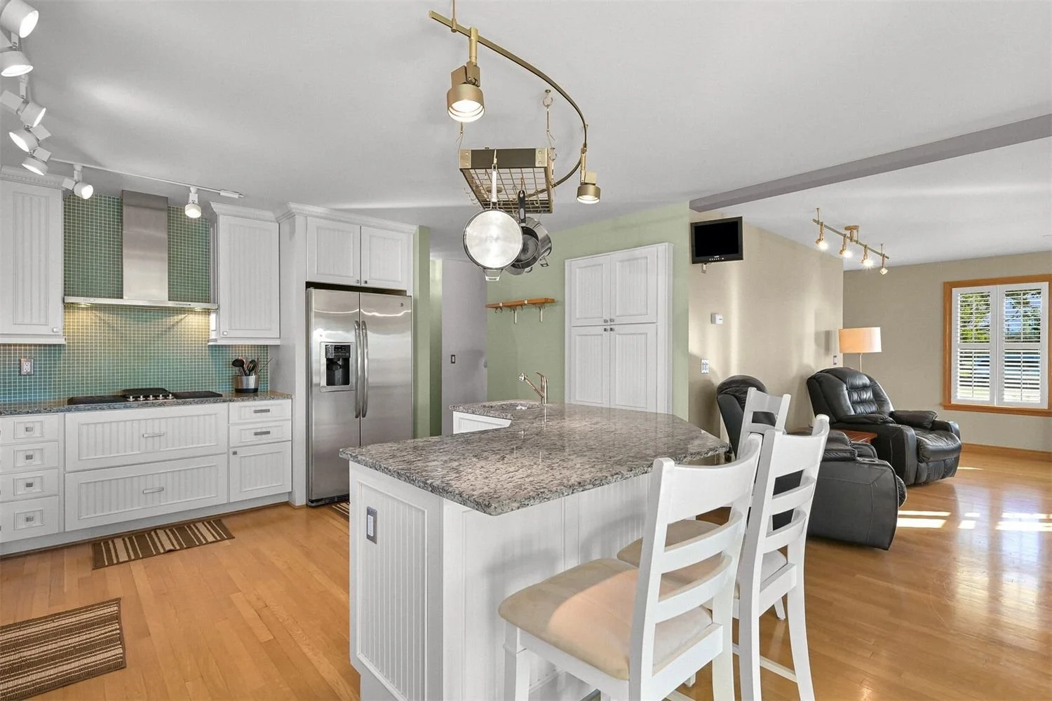 6925-East-2nd-Place_Brandon-Nelson-realtor (11).jpg