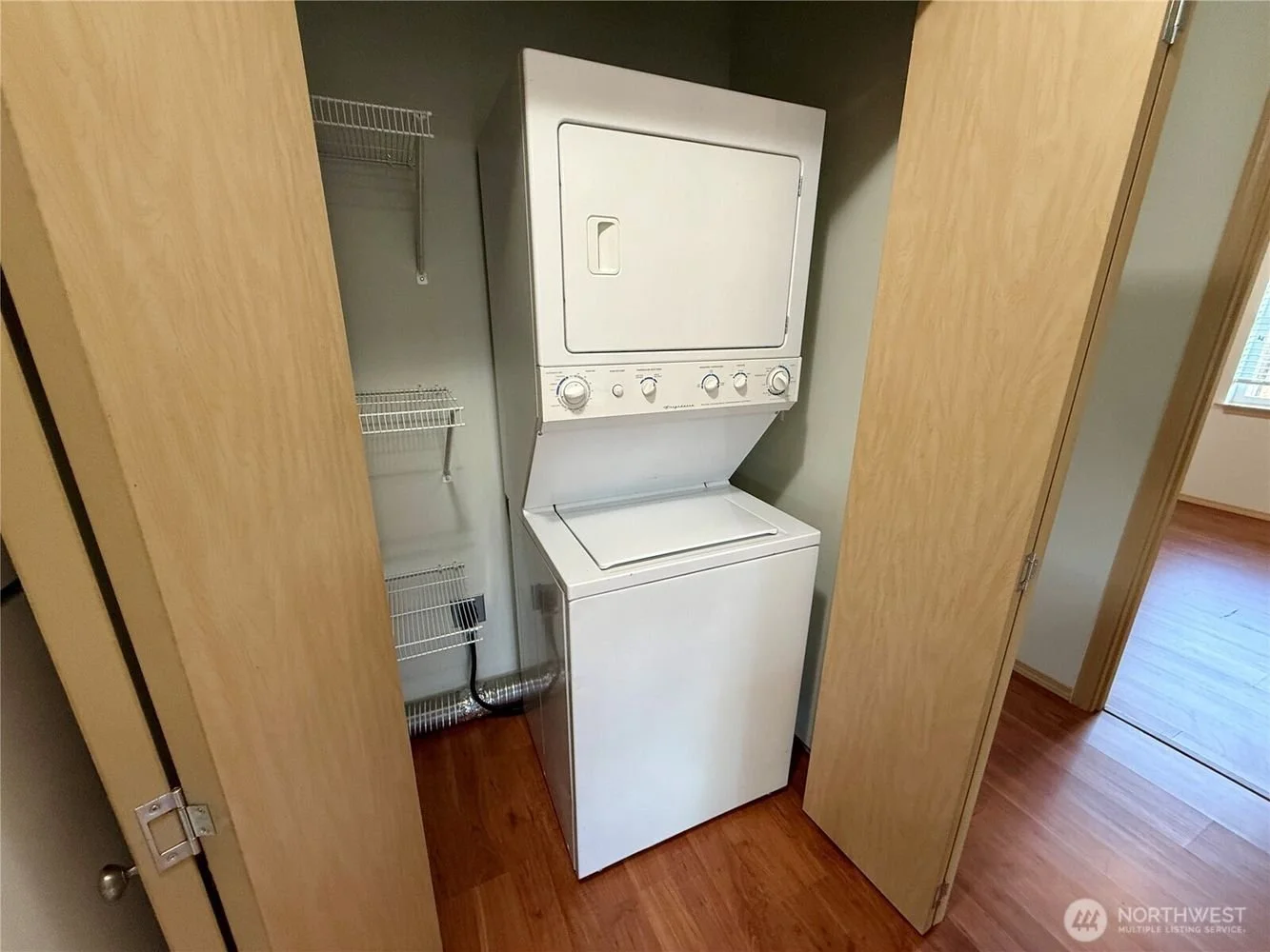 2209-East-Maryland-Street-realtor-brandon-nelson (11).jpg