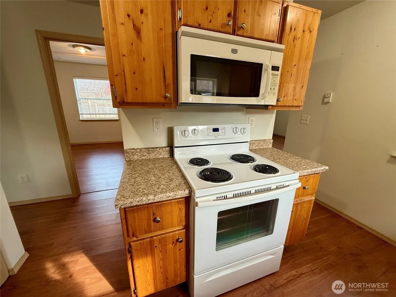 2209-East-Maryland-Street-realtor-brandon-nelson (7).jpg