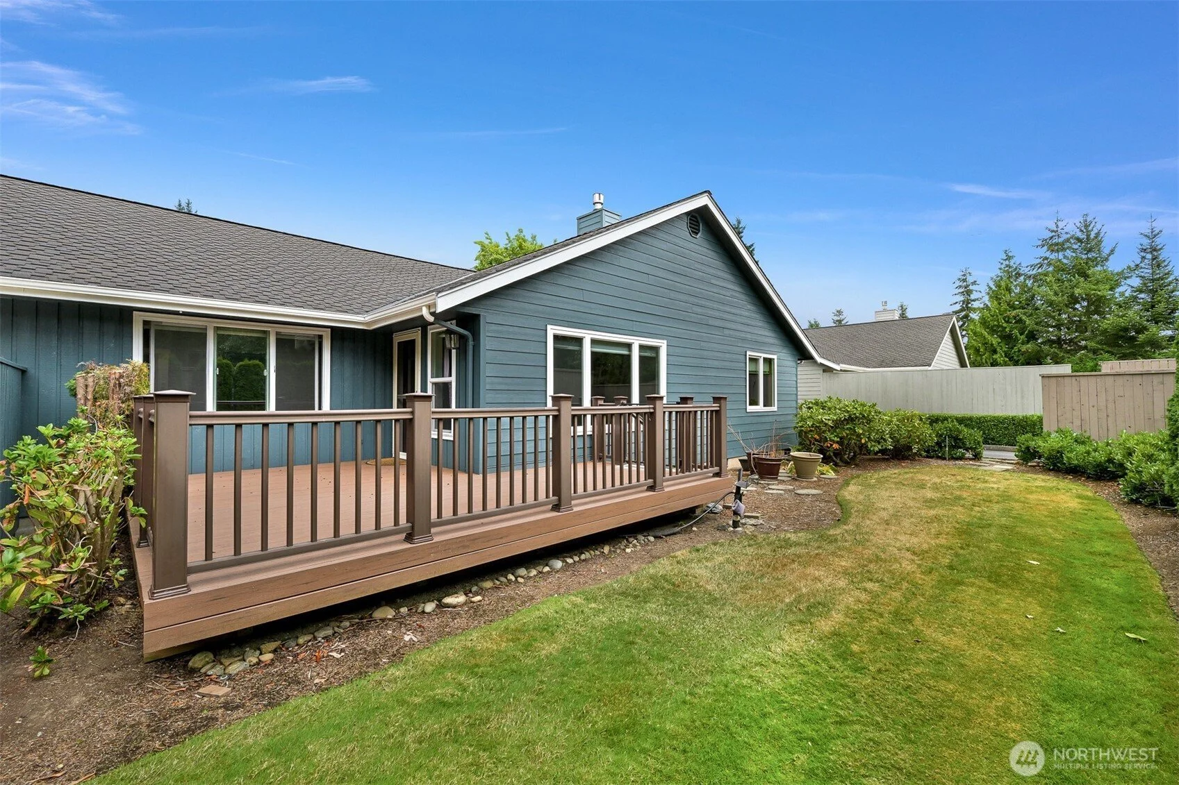 4553-village-drive_bellingham.brandon-nelson (5).jpg