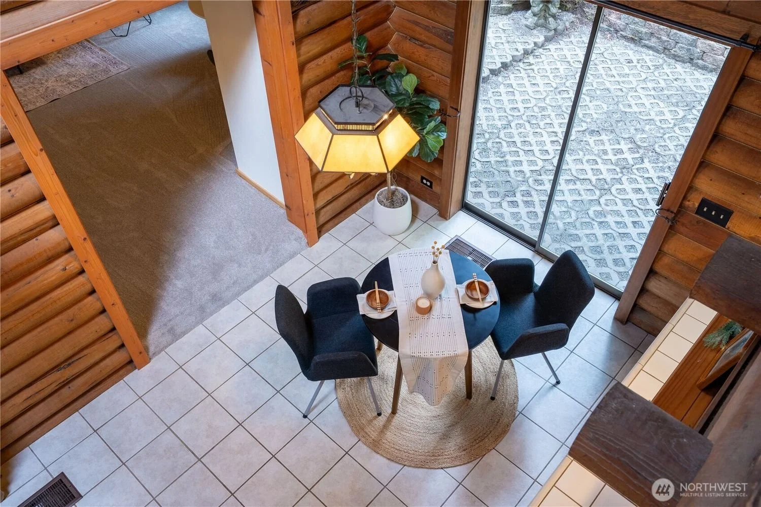 18-Inglewood-Place-realtor-brandon-nelson-bellingwood (11).jpg