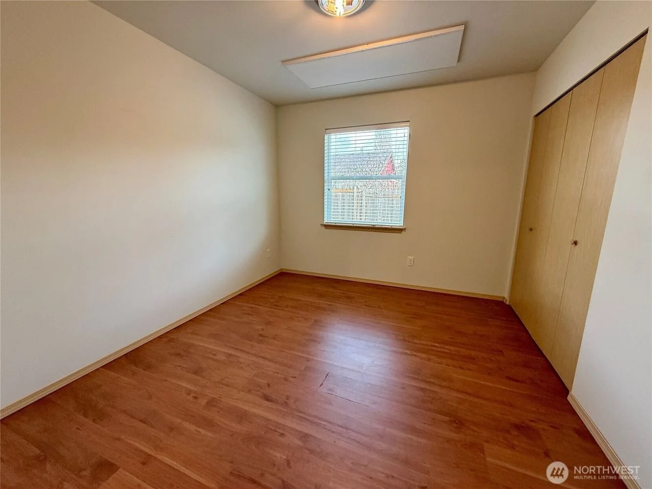 2209-East-Maryland-Street-realtor-brandon-nelson (14).jpg