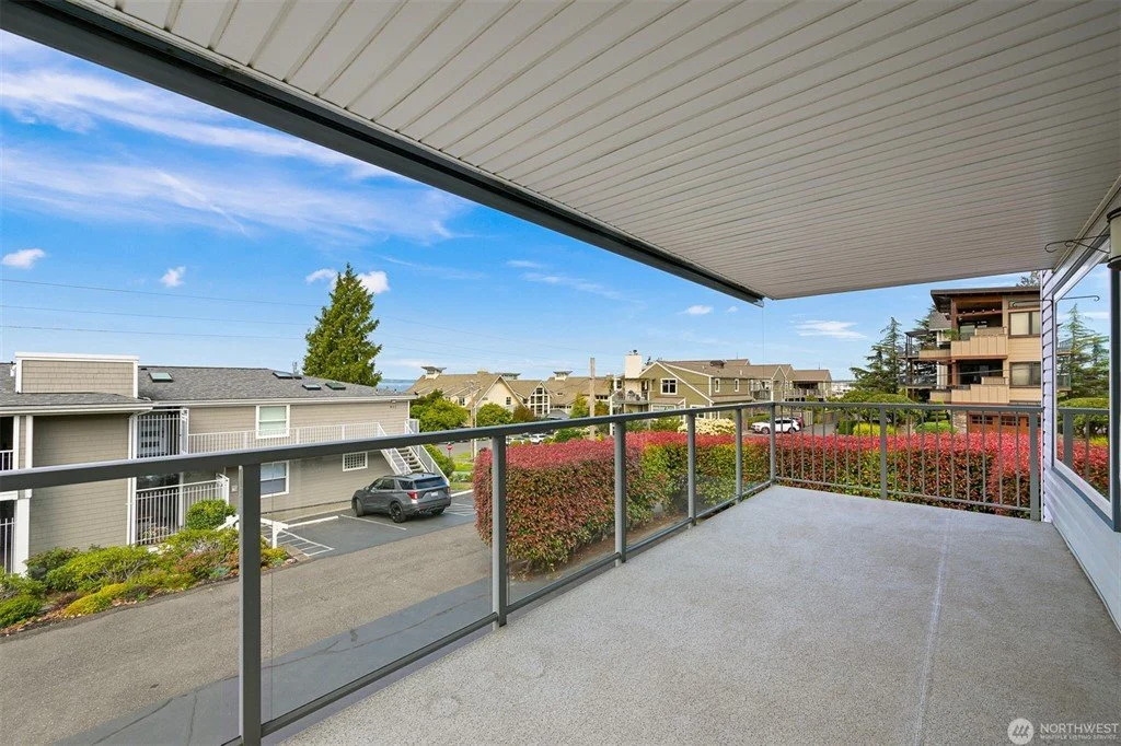 906-11th-Street-bellingham_realtor-brandon-nelson (12).jpeg