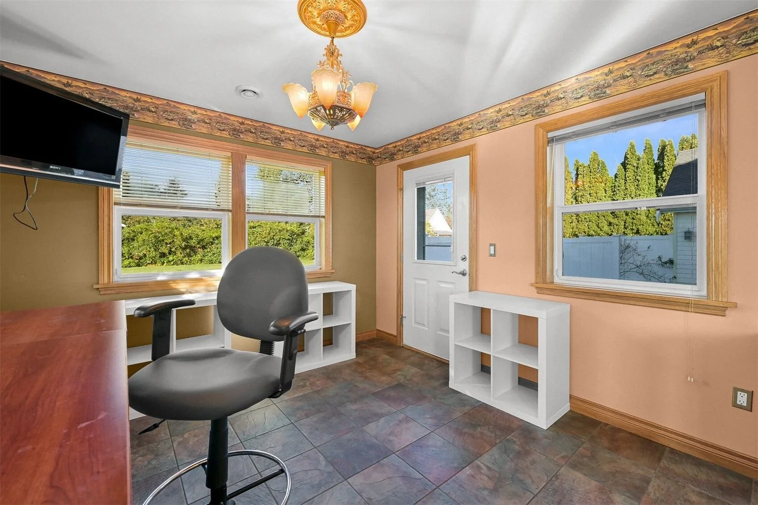 6925-East-2nd-Place_Brandon-Nelson-realtor (15).jpg