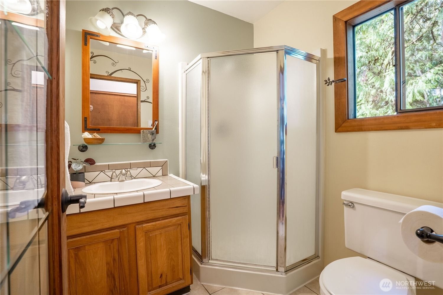 18-Inglewood-Place-realtor-brandon-nelson-bellingwood (22).jpg