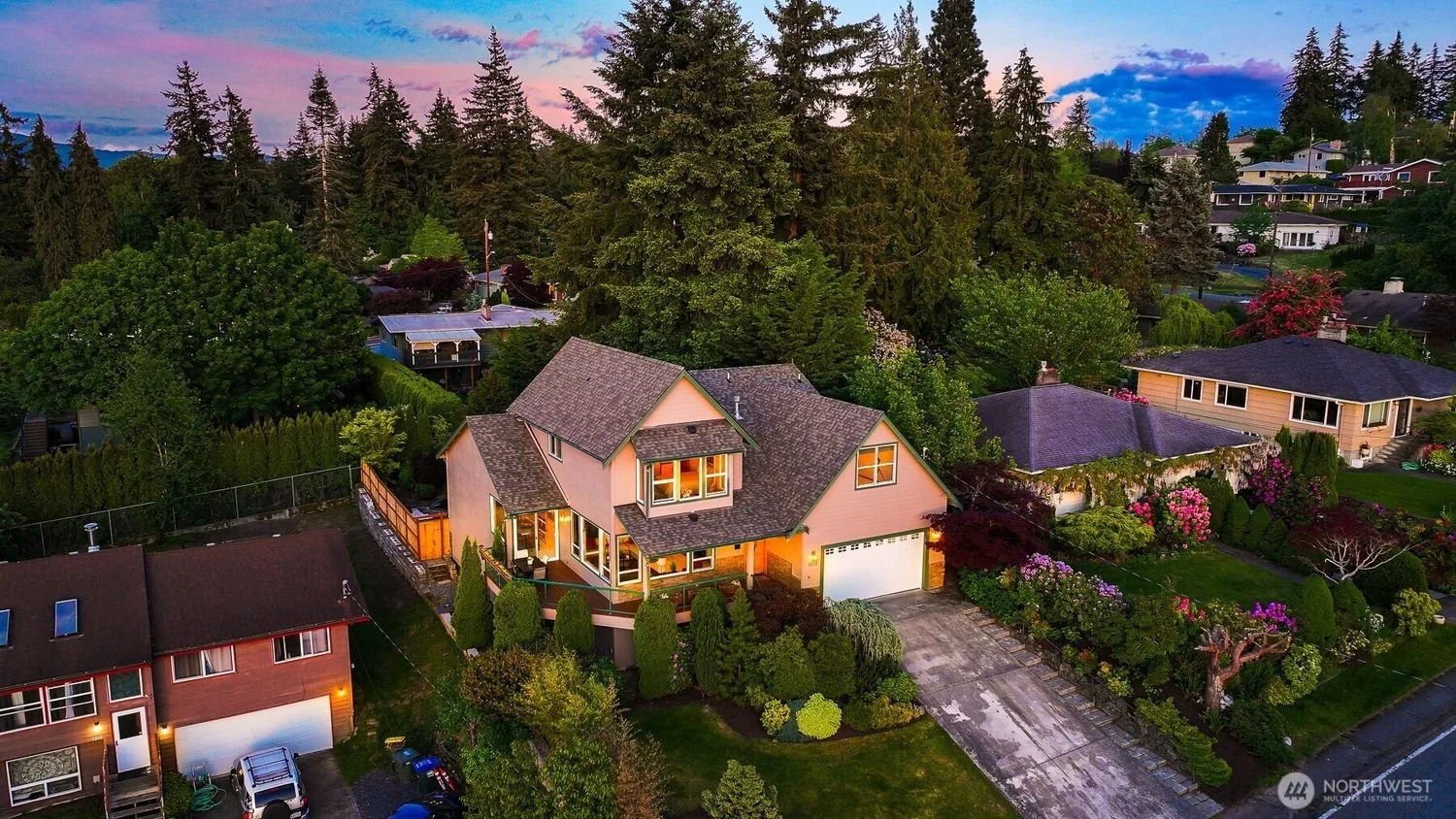 1212-Toledo-Street-Bellingham_Brandon-Nelson-Realtor.jpg