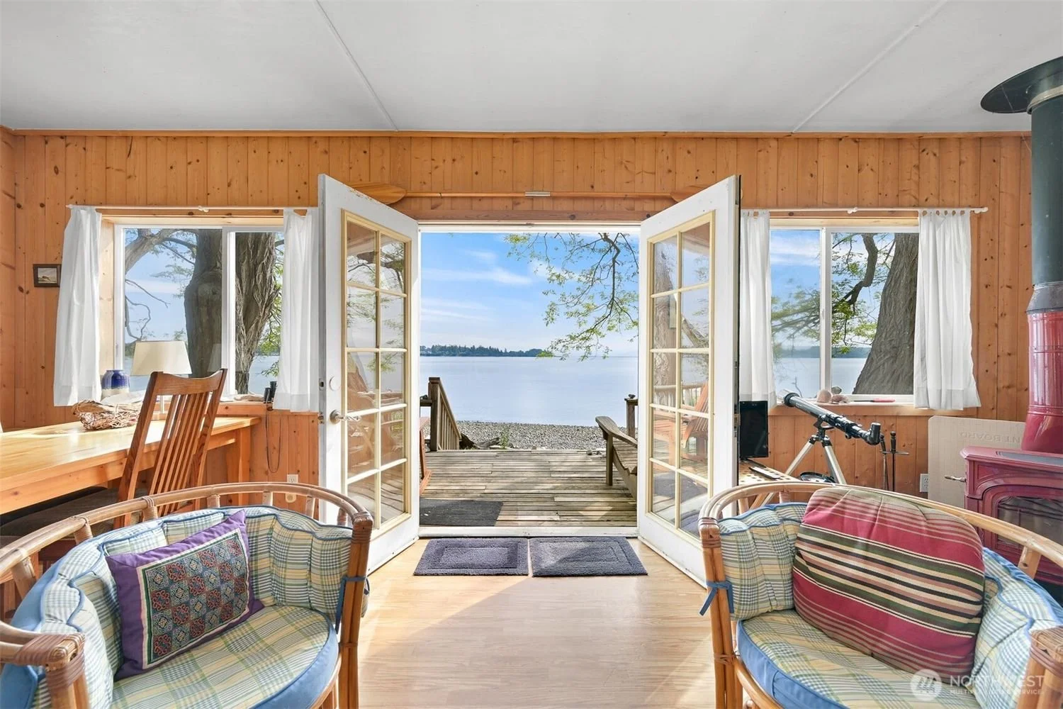 1865-Seacrest-Drive-Brandon-Nelson-Realtor (29).jpg