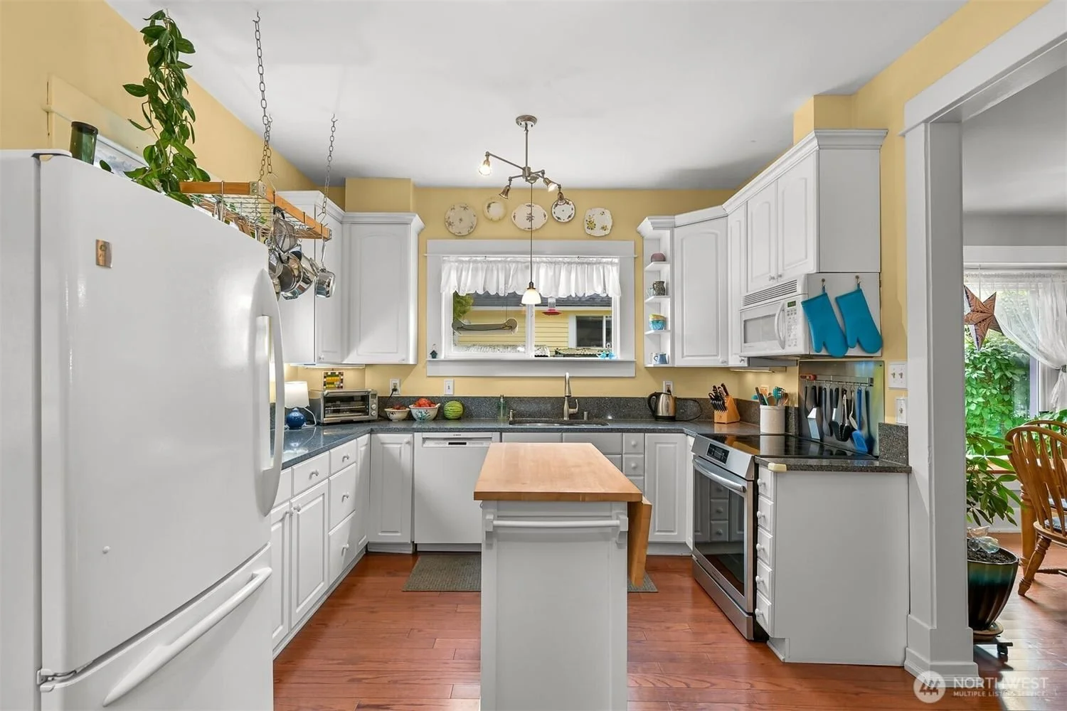 2318-Keesling-St-bellingham-brandon-nelson-realtor (10).jpg