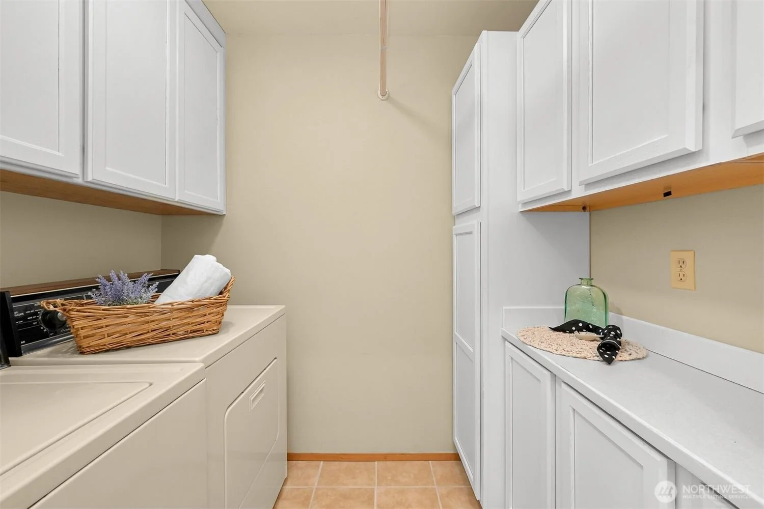 4553-Village-Drive-bellingham_best-realtor-brandon-nelson (27).jpg