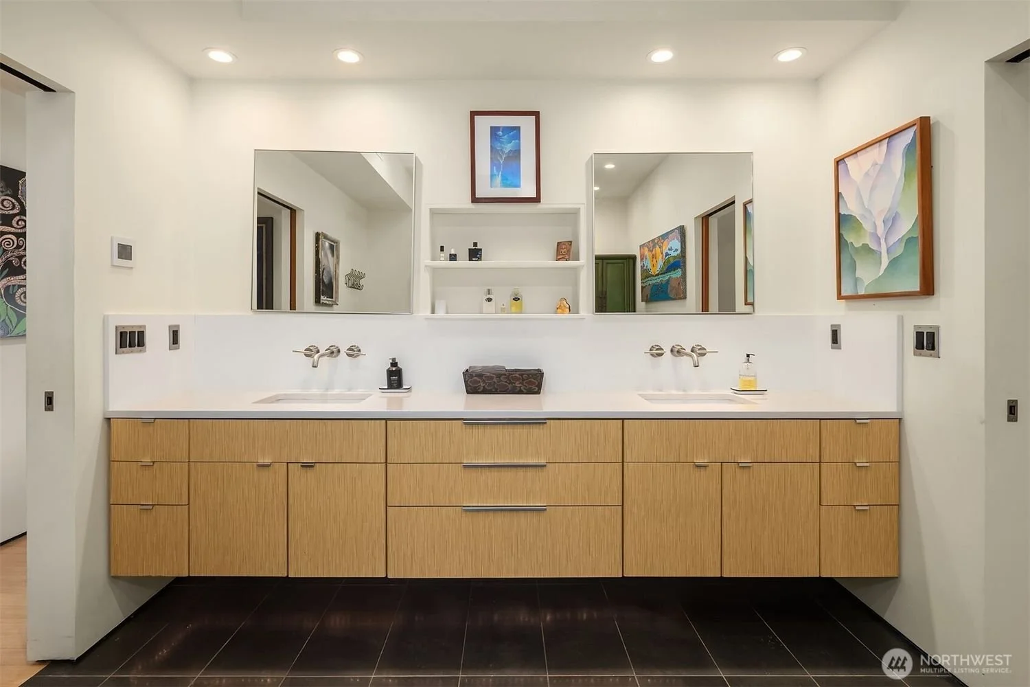 1601-Donovan-Avenue-Brandon-Nelson-Realtor (20).jpg