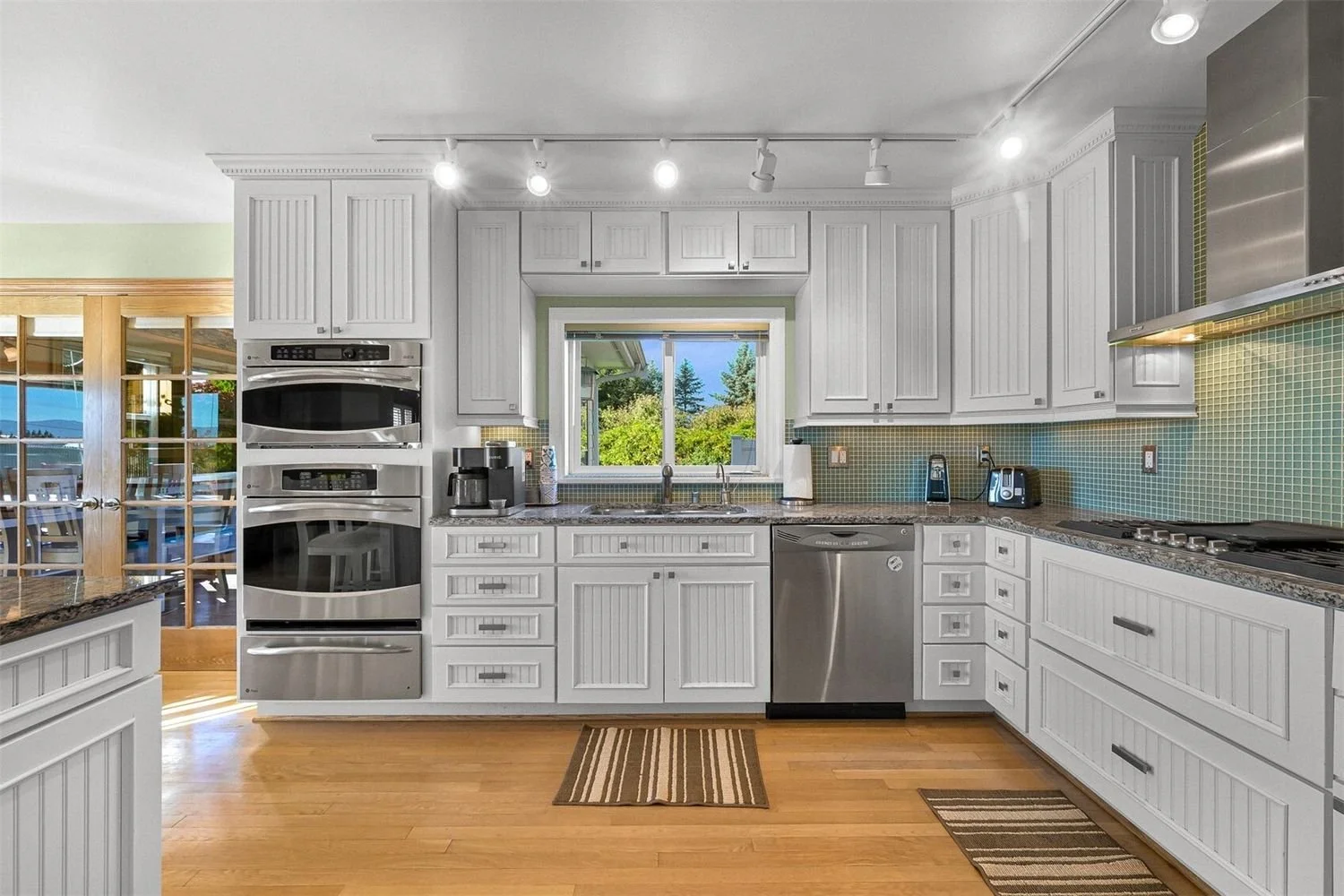6925-East-2nd-Place_Brandon-Nelson-realtor (10).jpg