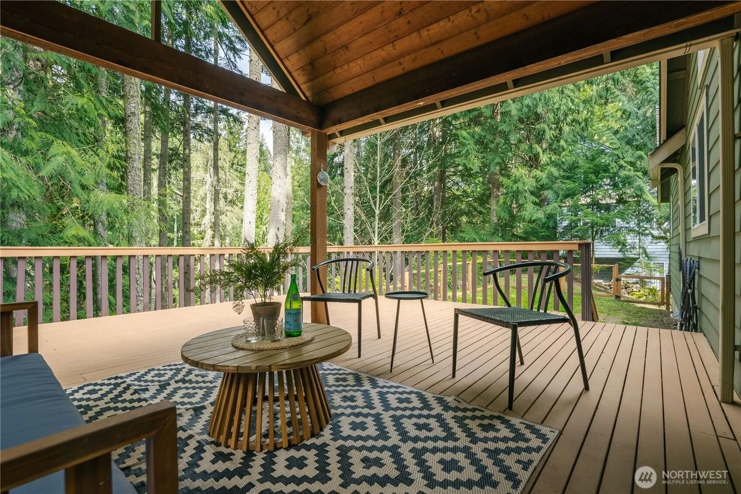 11-Gray-Birch-Lane-brandon-nelson-bellingham-realtor (25).jpg