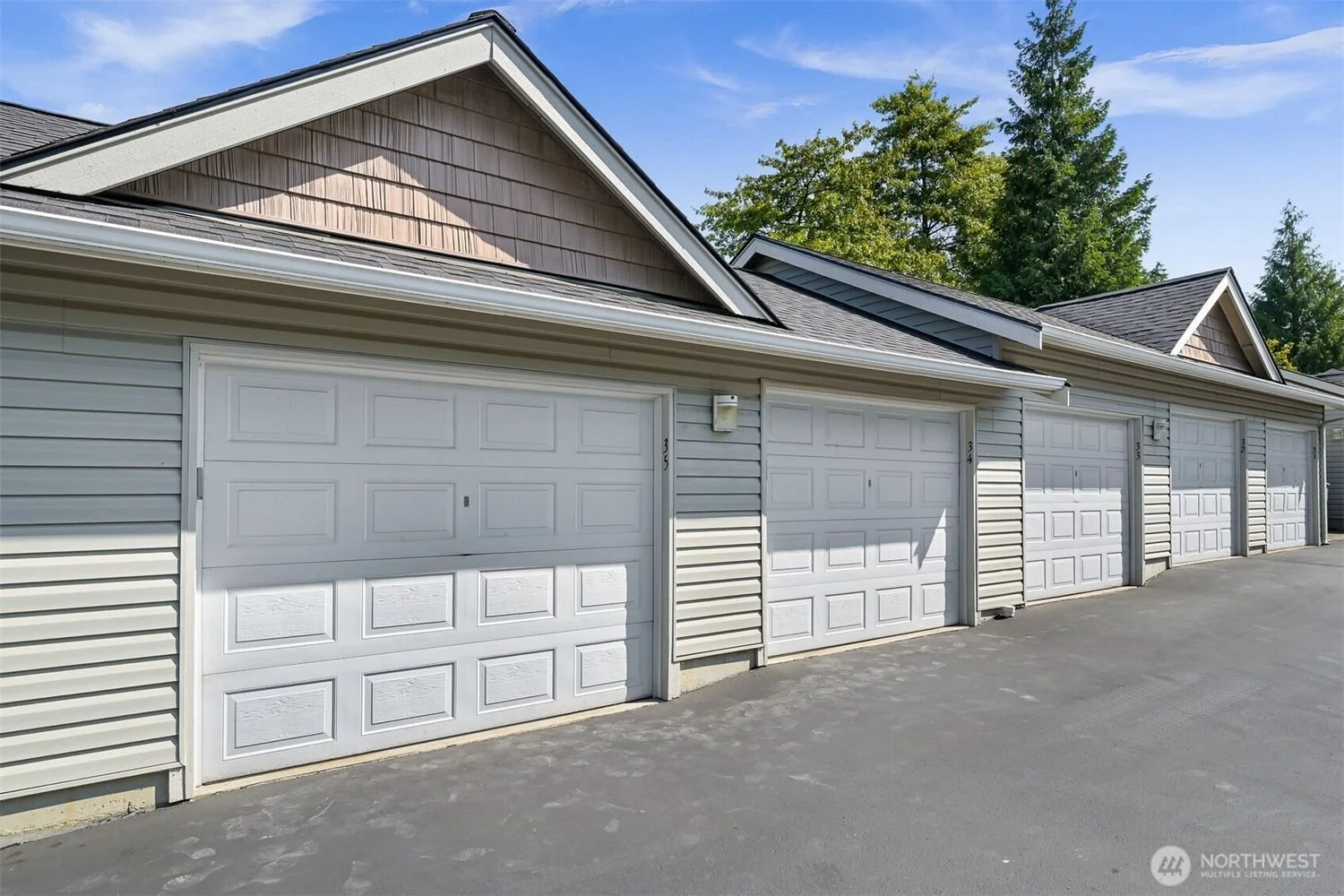 4563-El-Dorado-Way_Unit-124-brandon-nelson (24).jpg