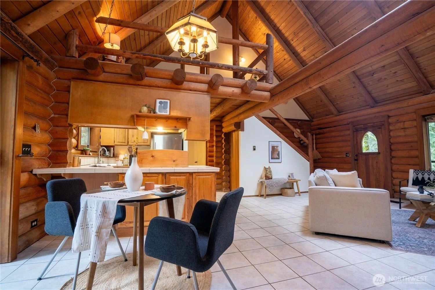 18-Inglewood-Place-realtor-brandon-nelson-bellingwood (7).jpg