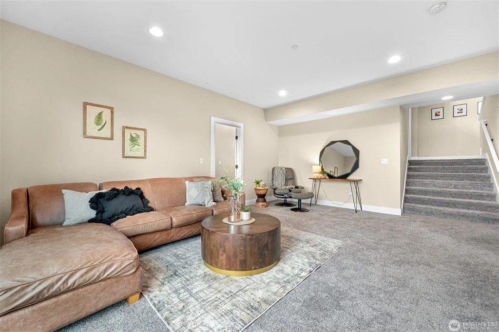 3414-Sussex-Drive-Bellingham_realtor-brandon-nelson (23).jpeg