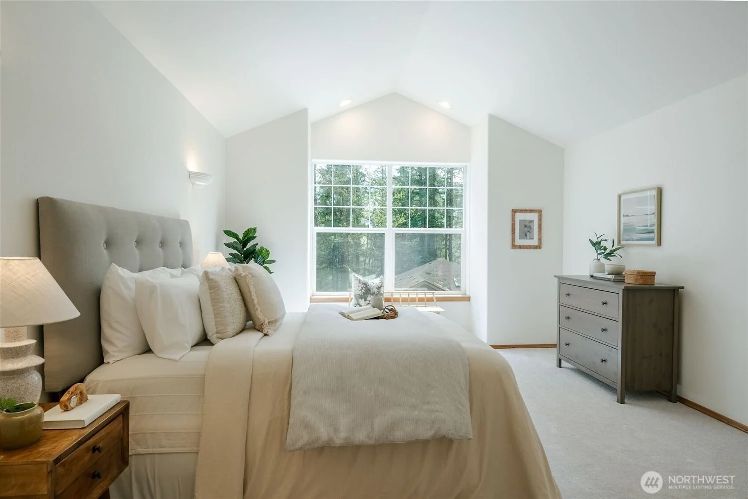 11-Gray-Birch-Lane-brandon-nelson-bellingham-realtor (12).jpg