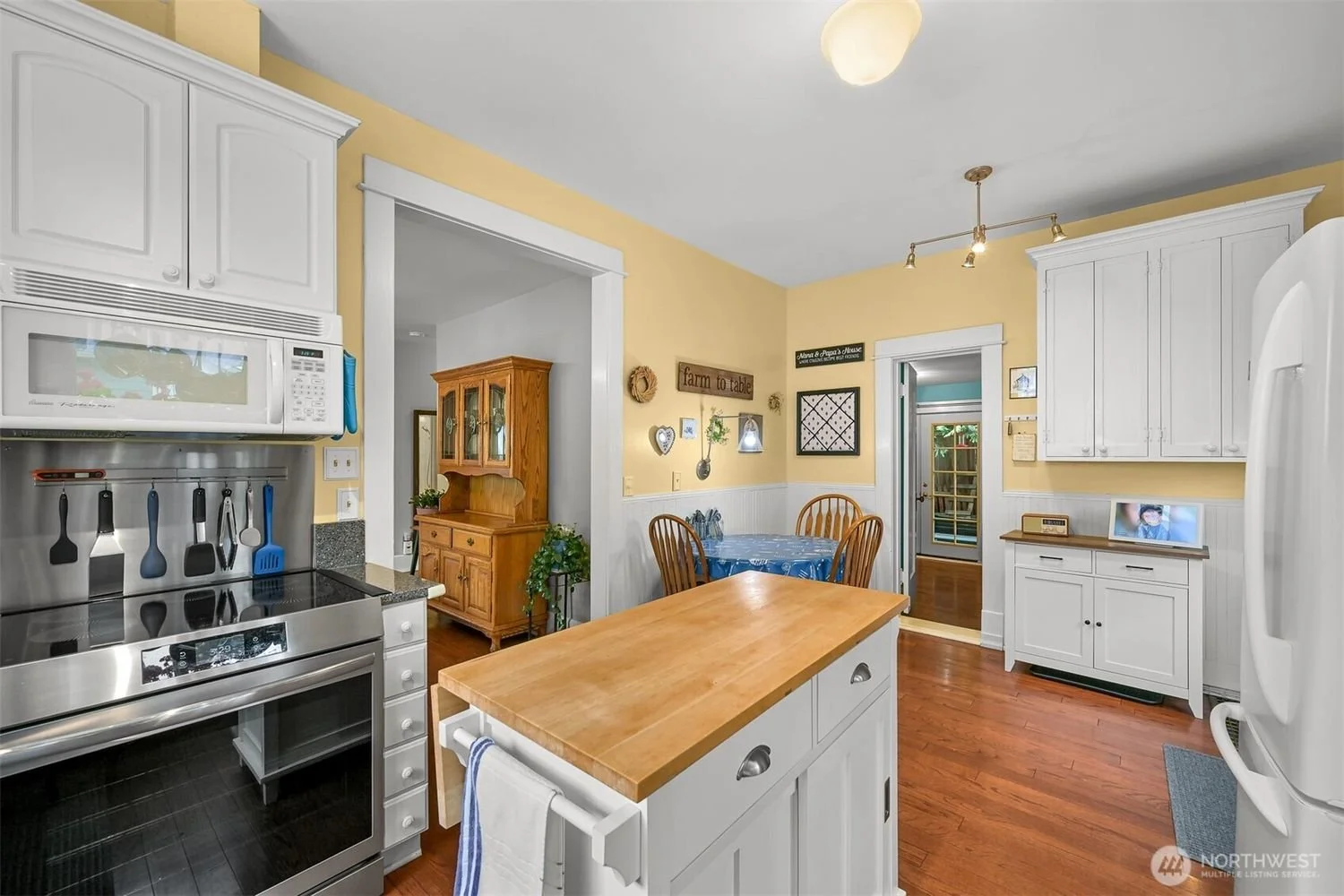 2318-Keesling-St-bellingham-brandon-nelson-realtor (12).jpg