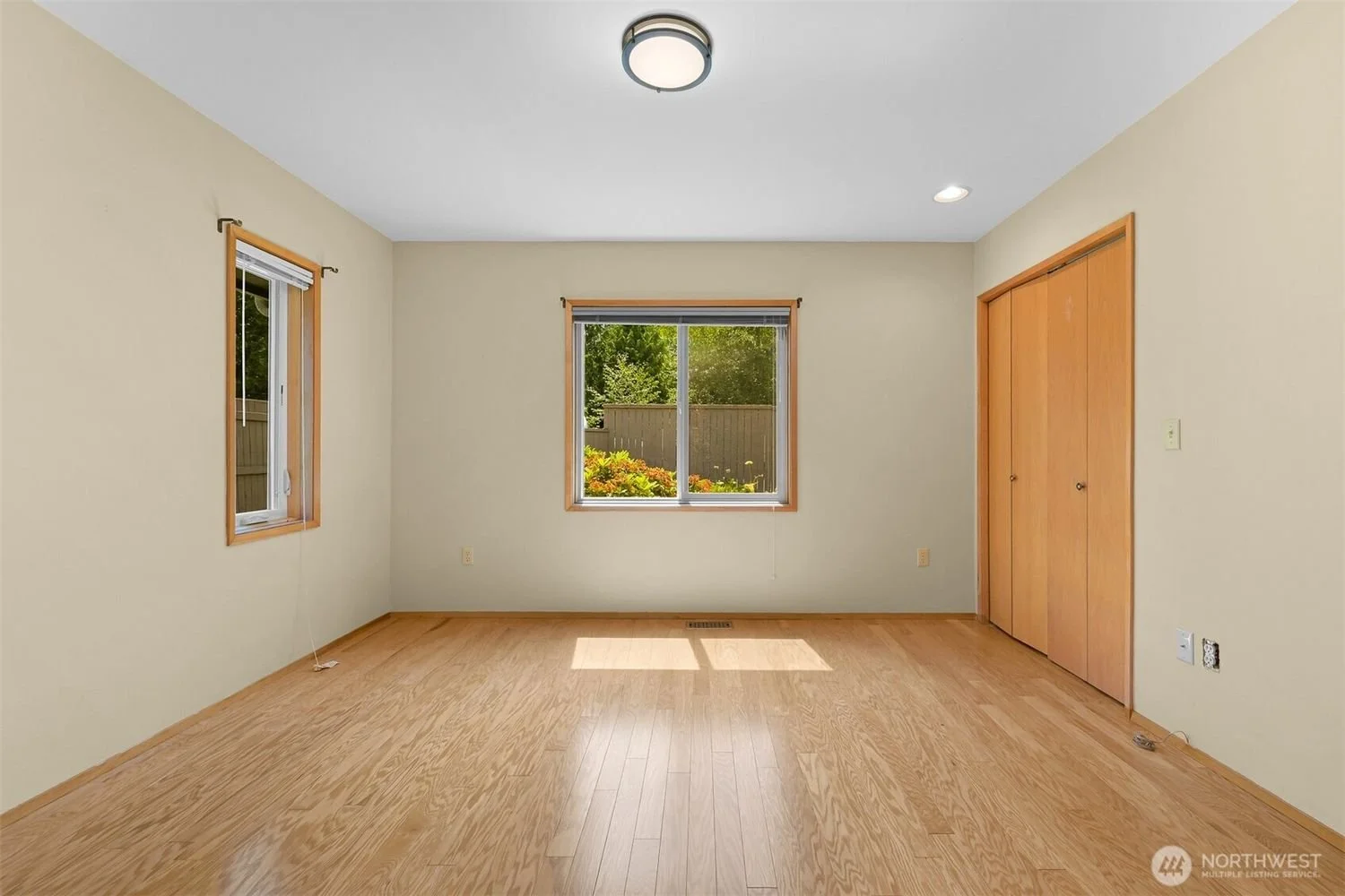 4553-Village-Drive-bellingham_best-realtor-brandon-nelson (25).jpg