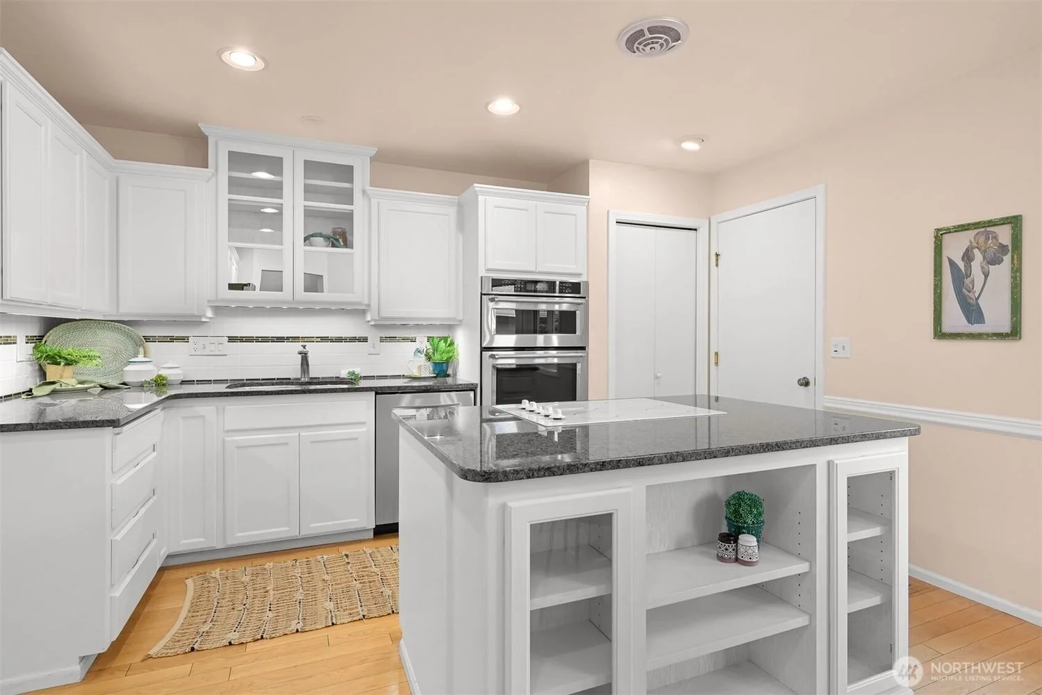 4553-Village-Drive-bellingham_best-realtor-brandon-nelson (16).jpg