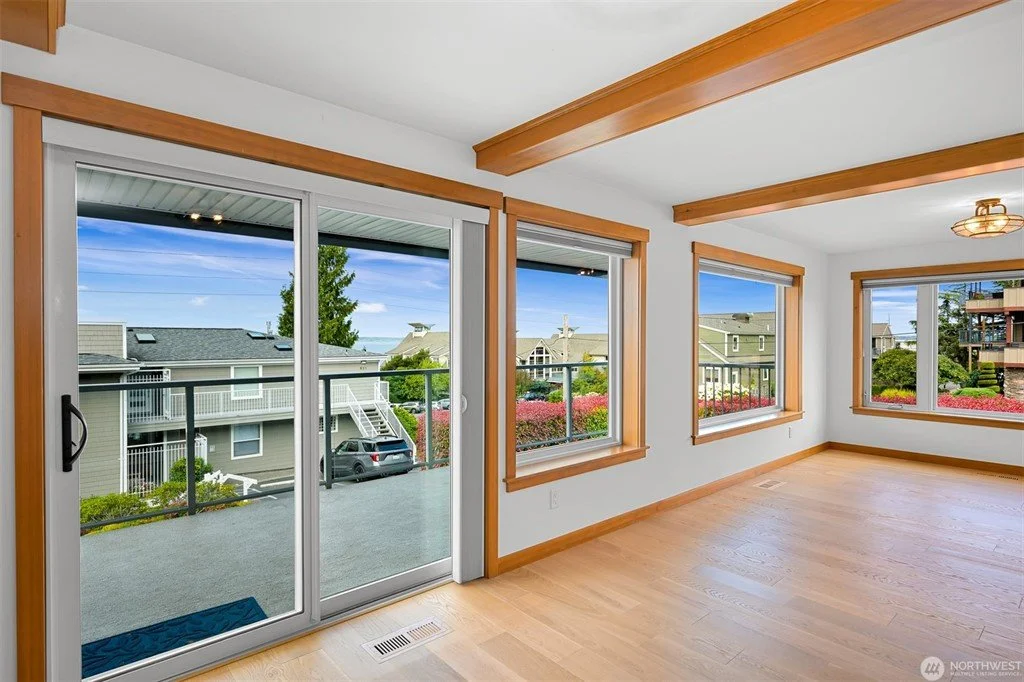906-11th-Street-bellingham_realtor-brandon-nelson (10).jpeg