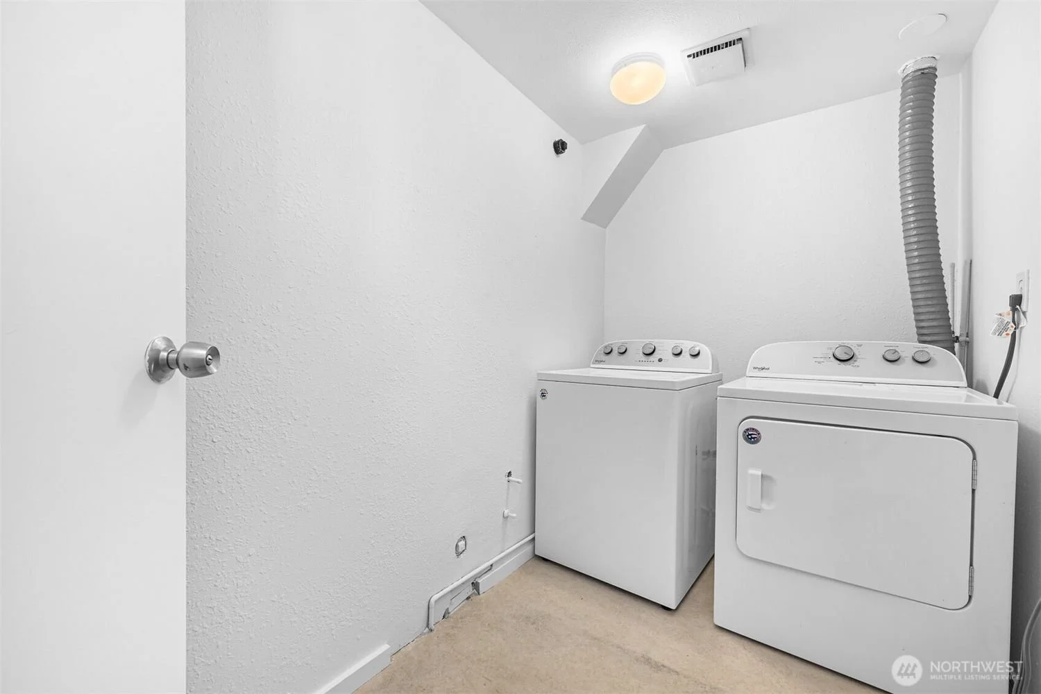 1810-Wilson-Avenue_bellingham-brandon-nelson-realtor (10).jpg