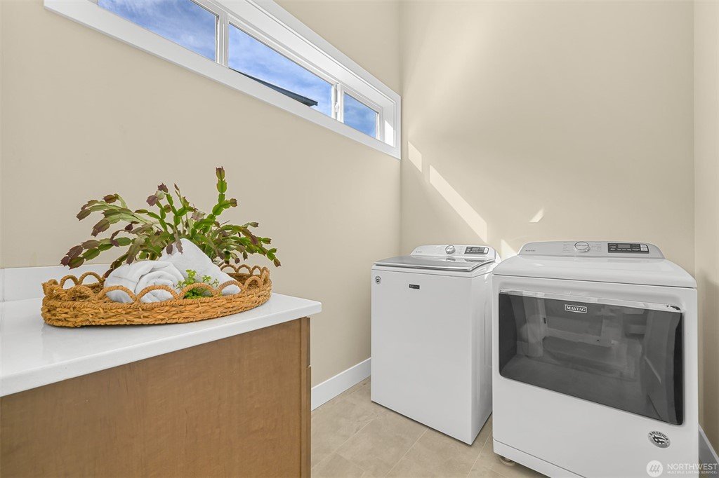 3414-Sussex-Drive-Bellingham_realtor-brandon-nelson (33).jpeg