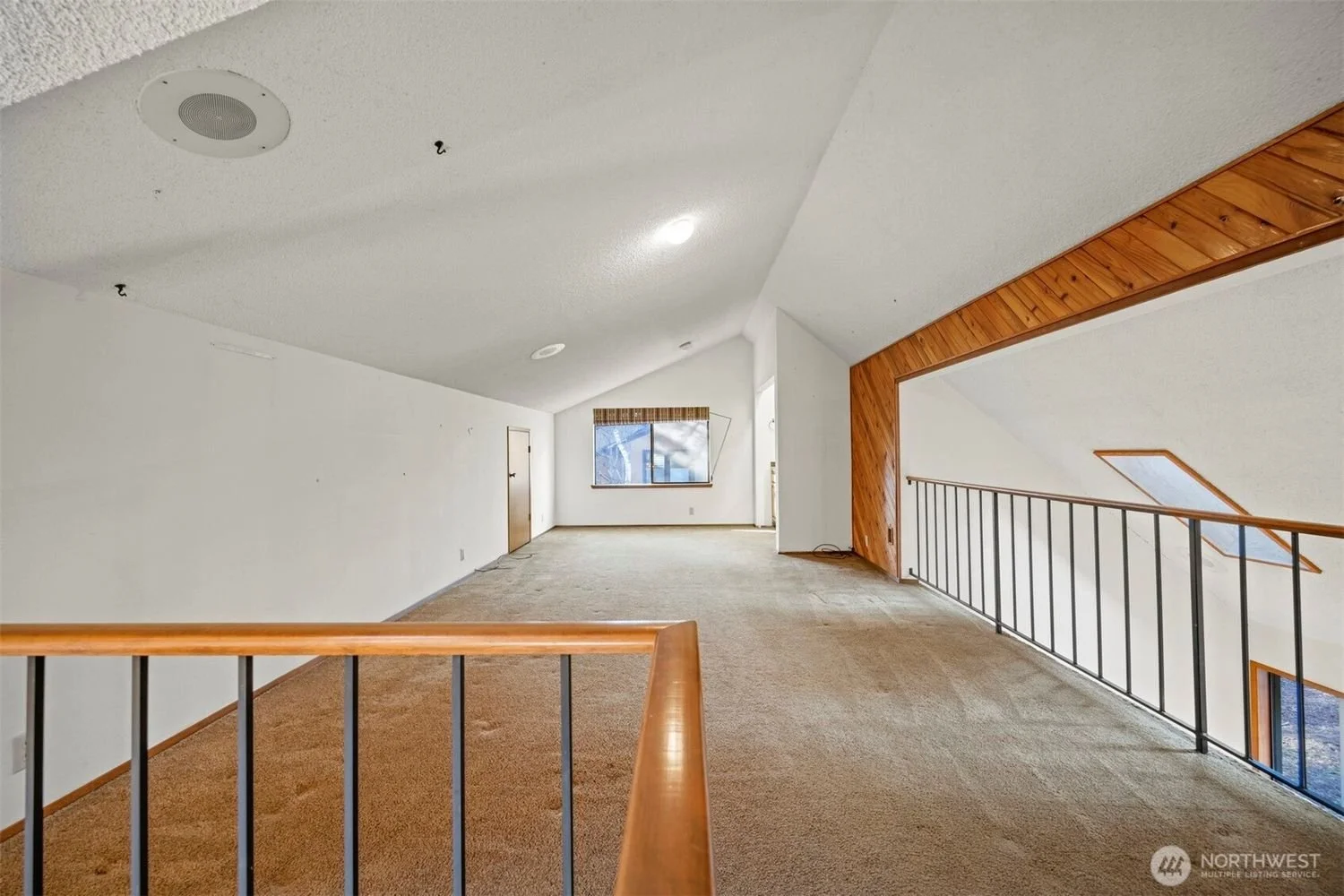 413-viewcrest-road-bellingham-brandon-nelson-realtor (16).jpg