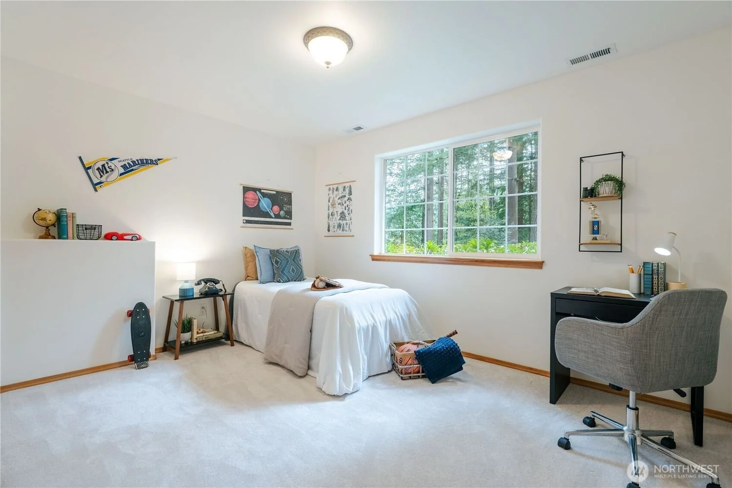 11-Gray-Birch-Lane-brandon-nelson-bellingham-realtor (19).jpg
