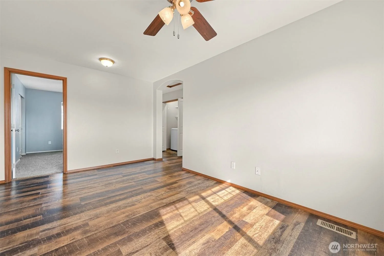 1502-Porto-Bello-Avenue_Sedro-Woolley-WA_brandon-nelson (26).jpg