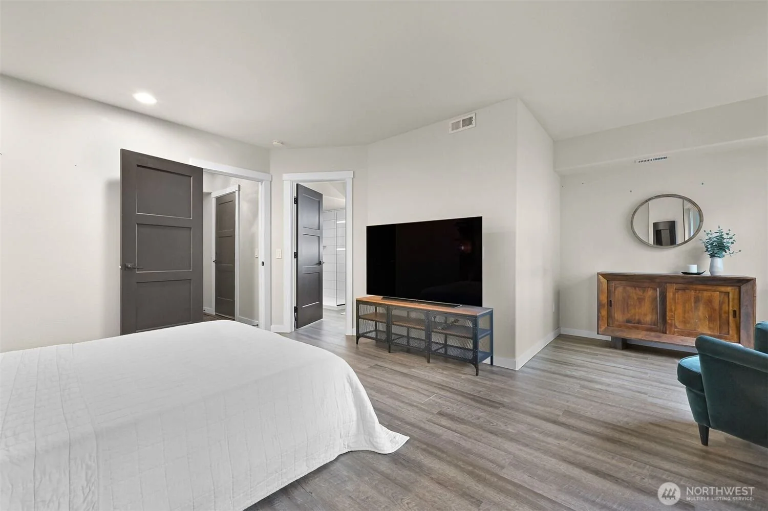 1818-Rosewood-Lane-brandon-nelson-bellingham (11).jpg