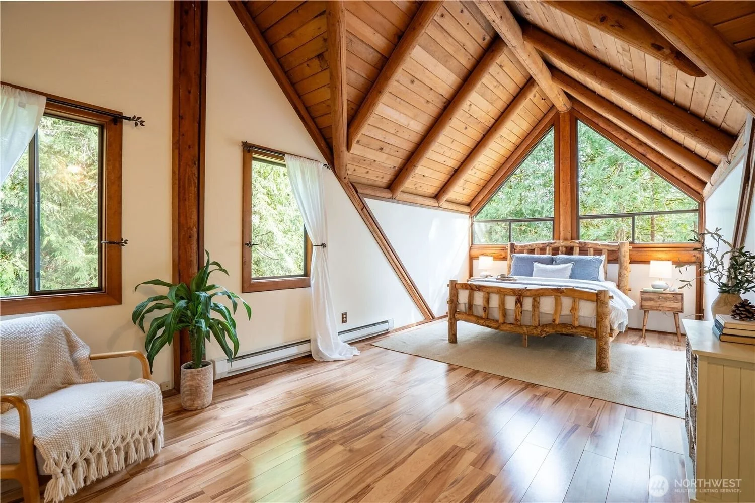 18-Inglewood-Place-realtor-brandon-nelson-bellingwood (18).jpg