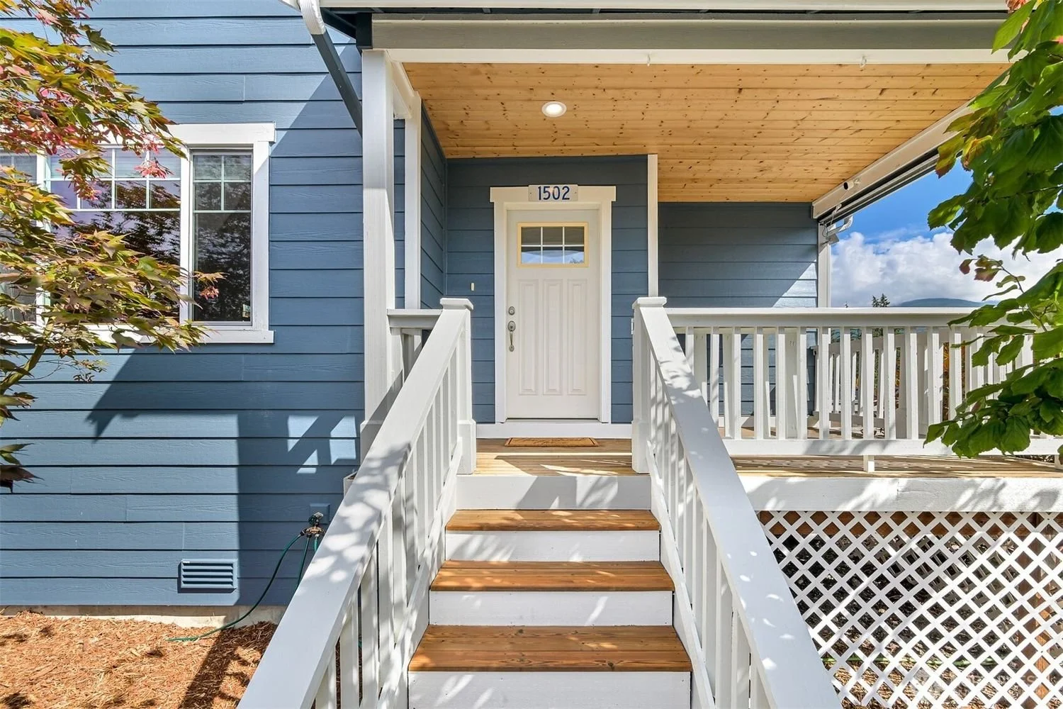 1502-Porto-Bello-Avenue_Sedro-Woolley-WA_brandon-nelson (2).jpg