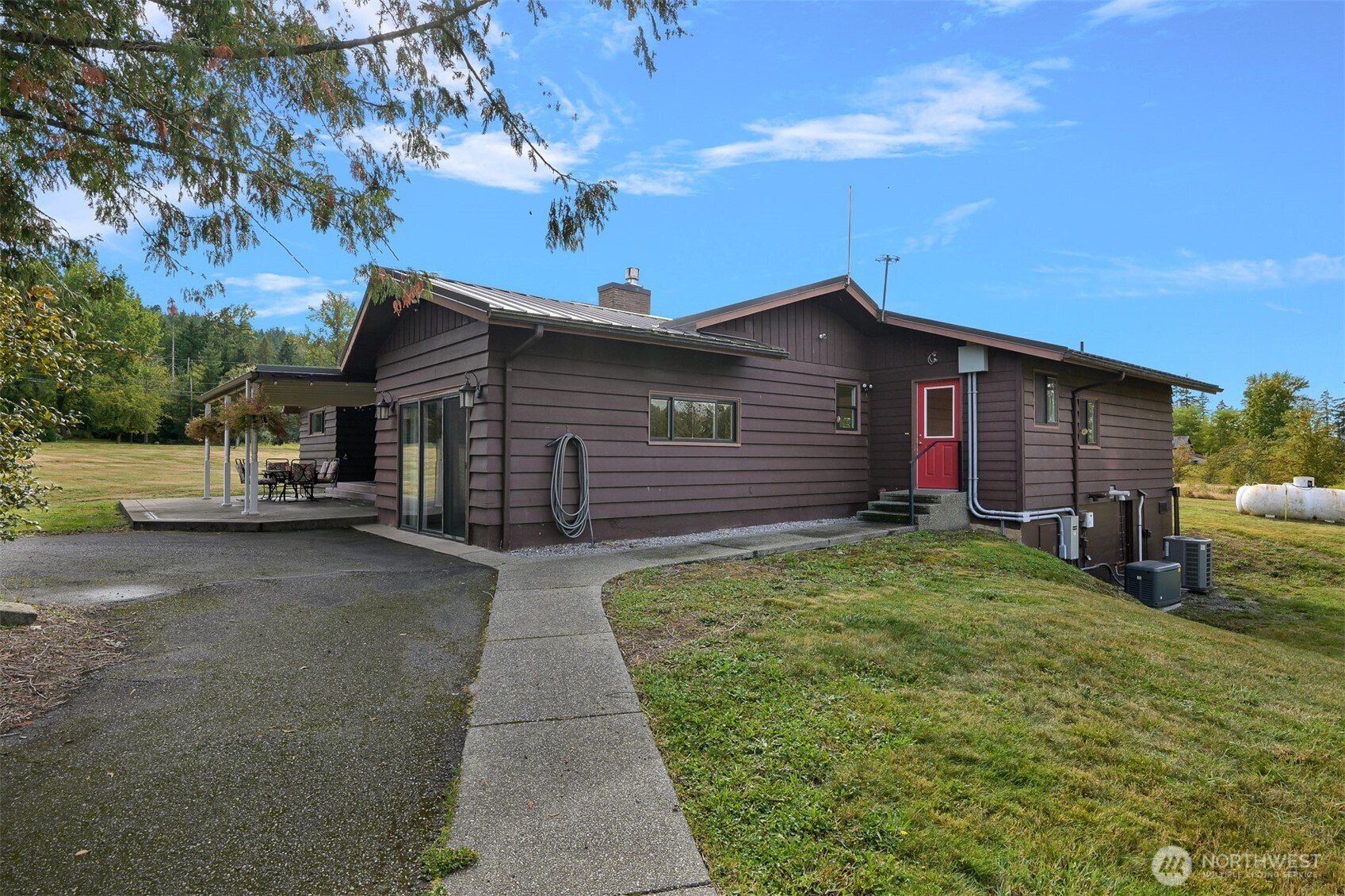 3620-east-smith-road-bellingham-brandon-nelson (36).jpg