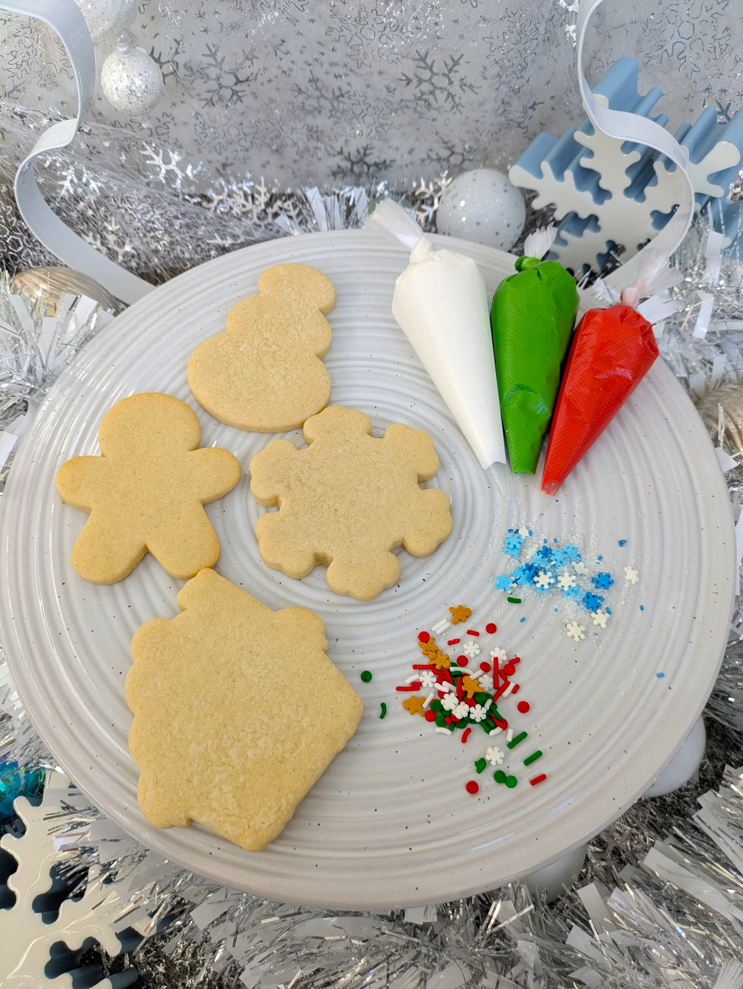 Have Your Cookies, and Eat Them Too! The Best tasting DIY Cookie Kits Ever, Made by the Elf Herself