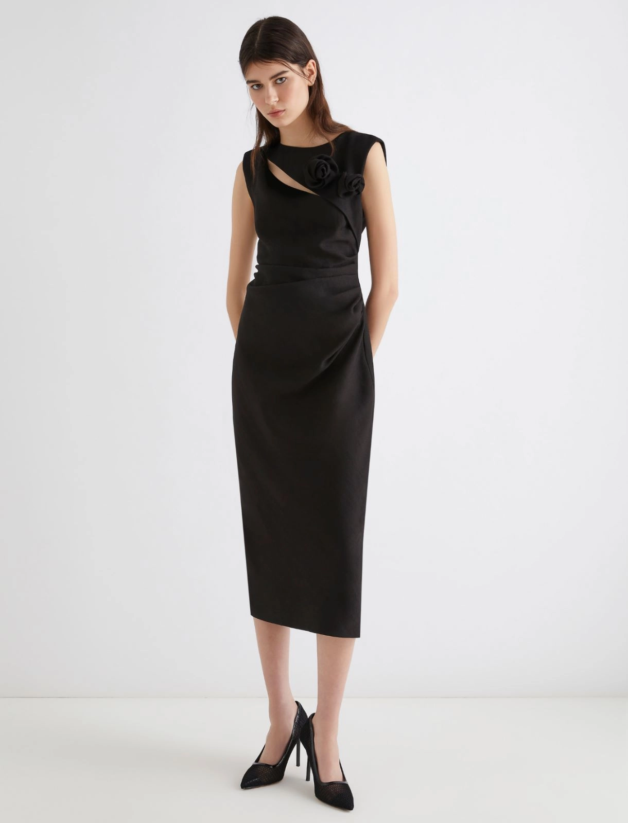 orsoladress4_black.png