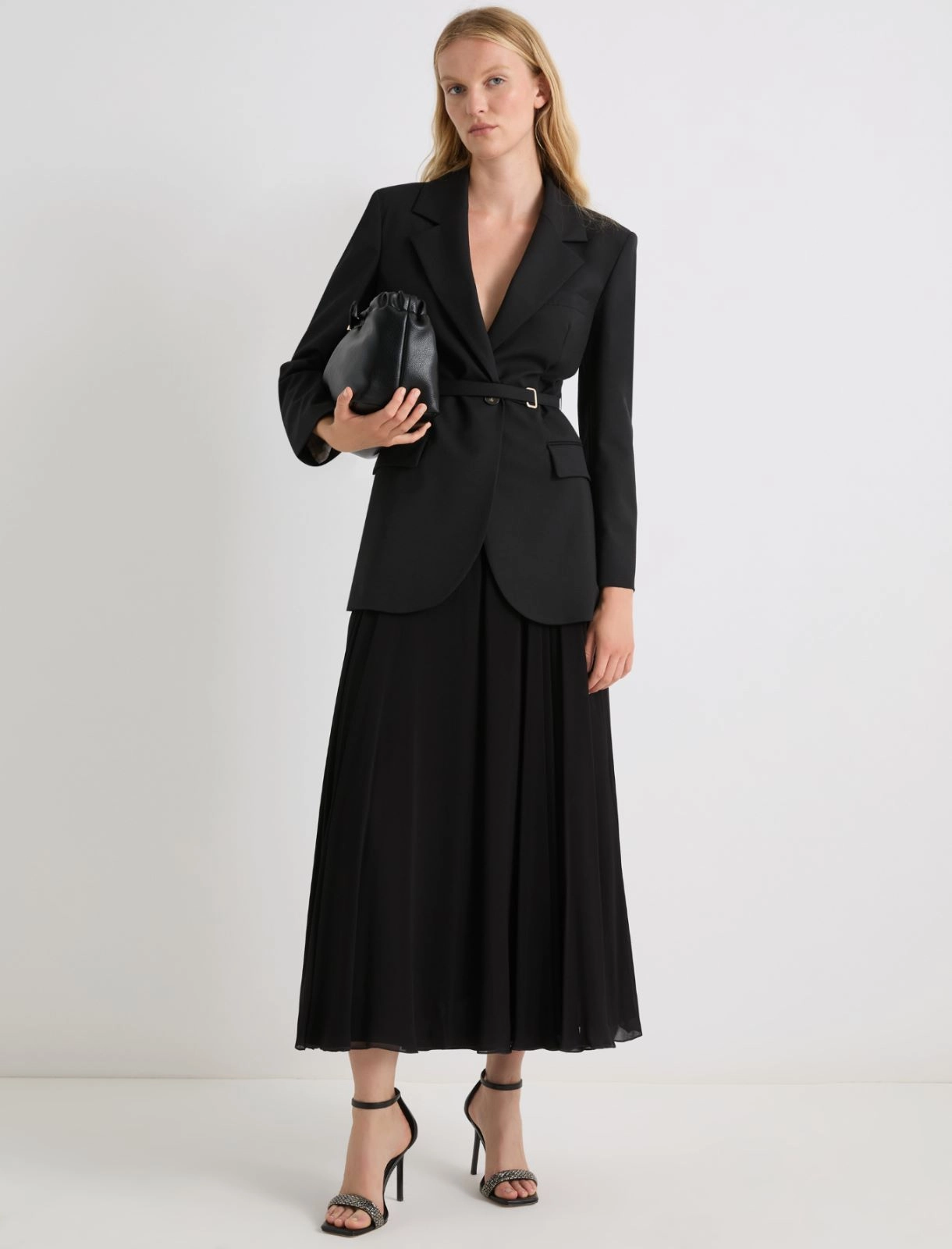 BradoSkirt2_black.png