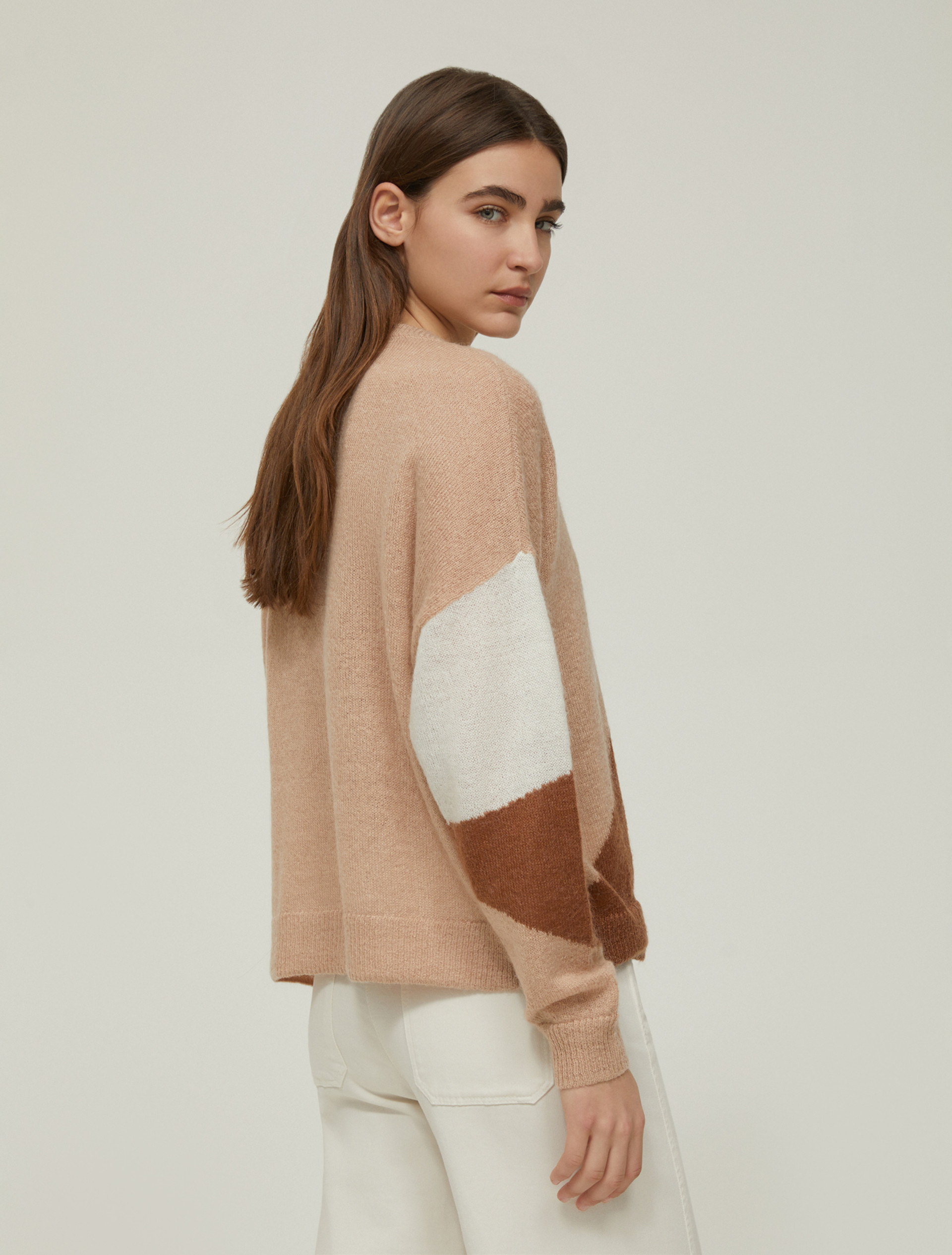 RabbitSweaterTankTop3_cream.png