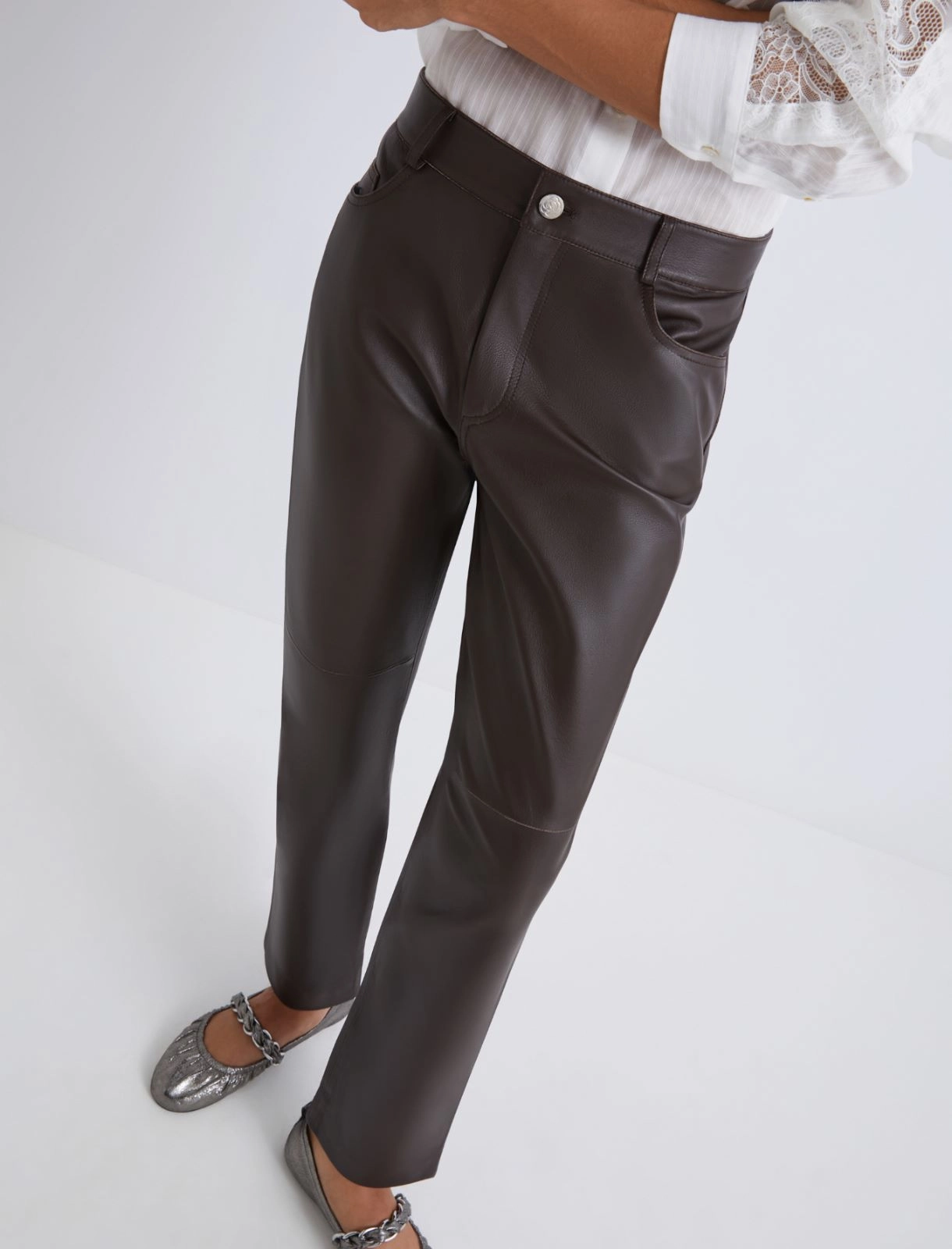 DorotyLeatherTrouser5_brown.png