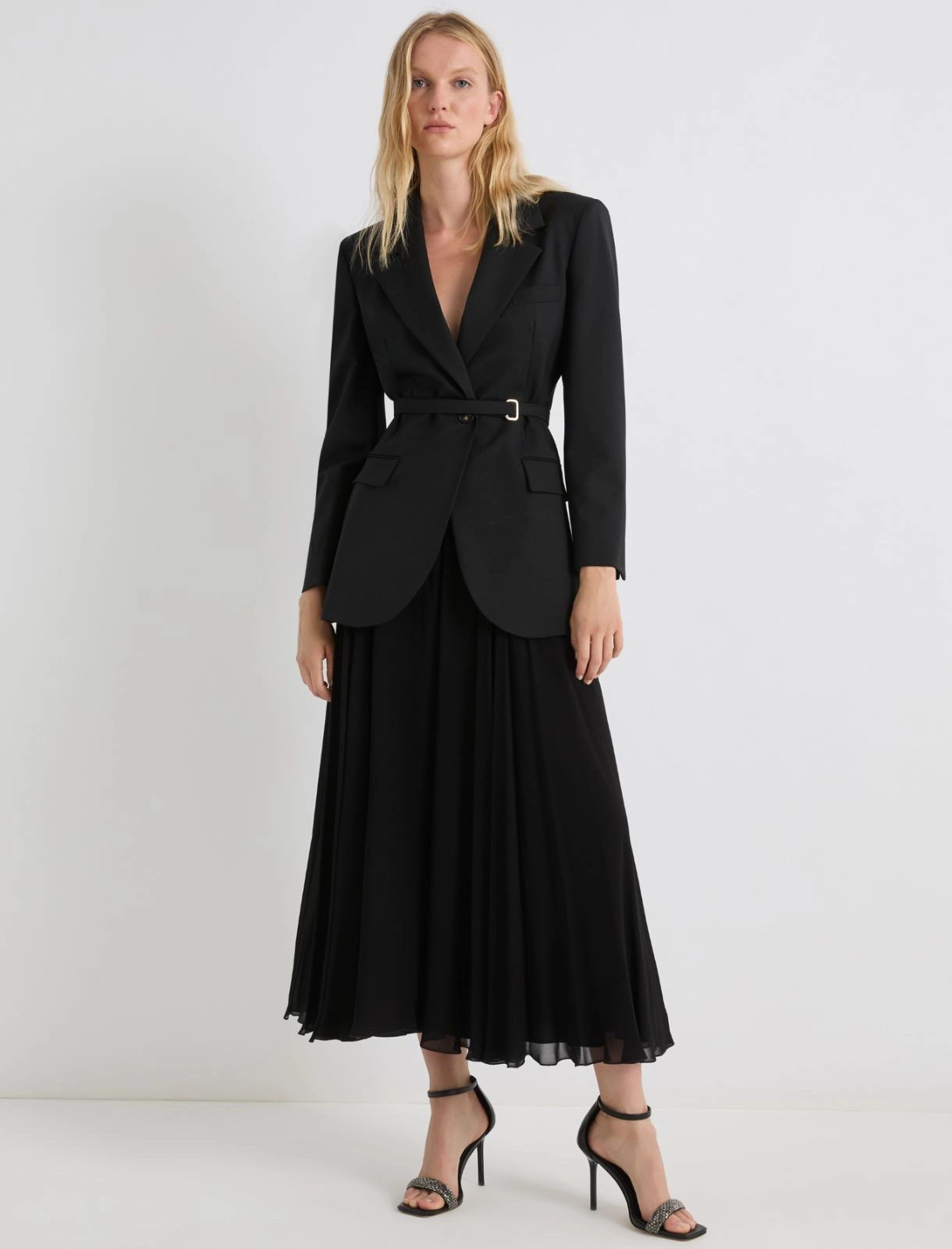 BradoSkirt4_black.png