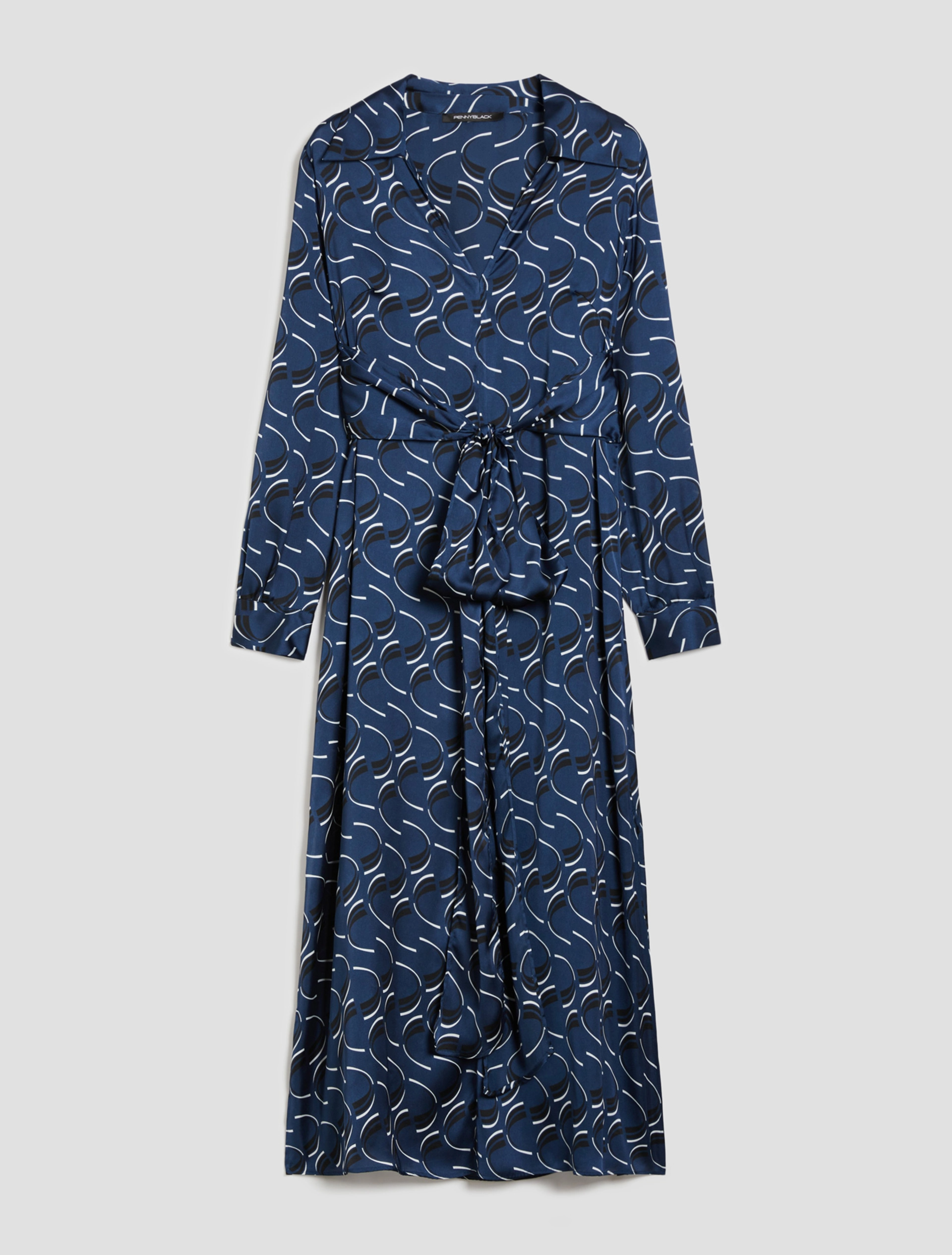 LioneDress2_navy.png