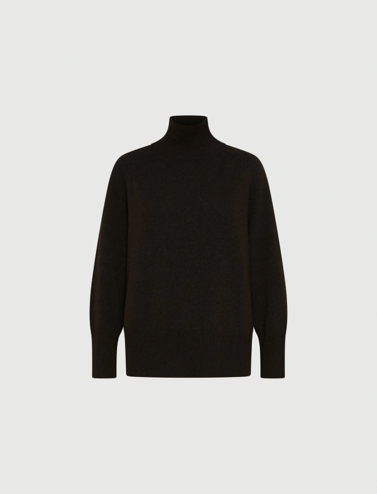 IsmaeleSweaterTankTop1_brown.png