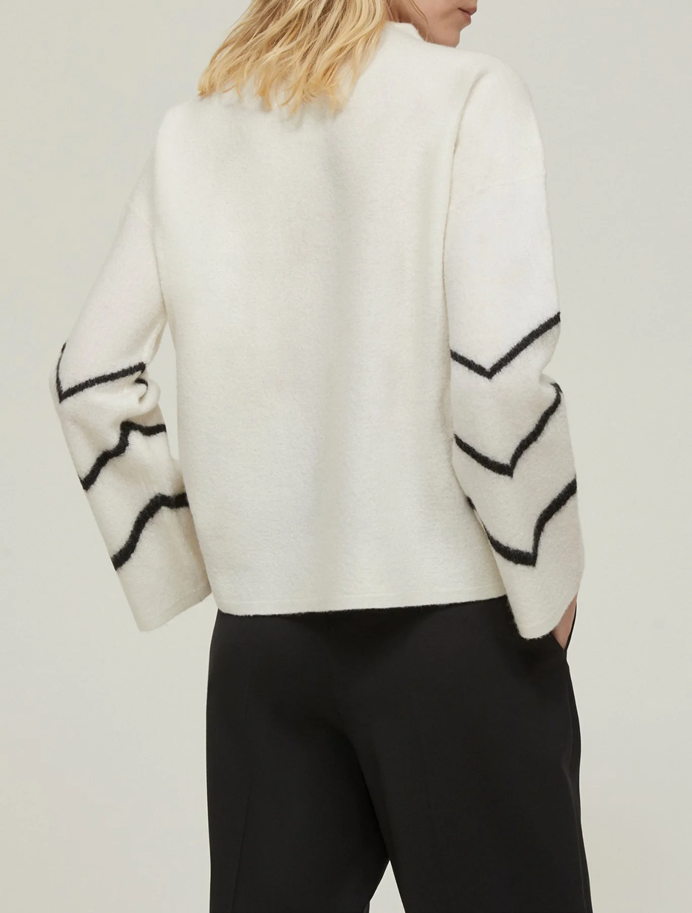 GiroSweaterTankTop1_white.jpg