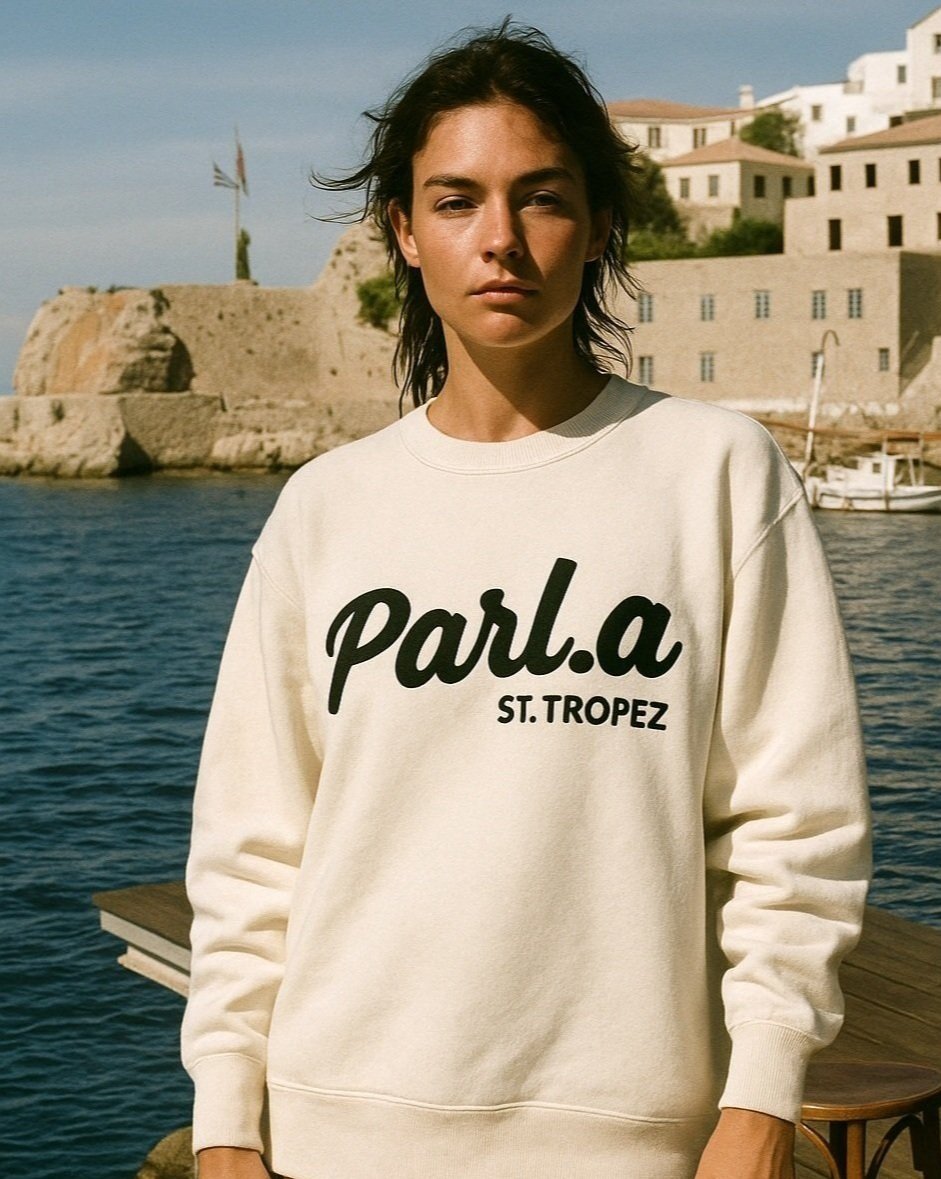 The ST. TROPEZ Summer sweatshirt
