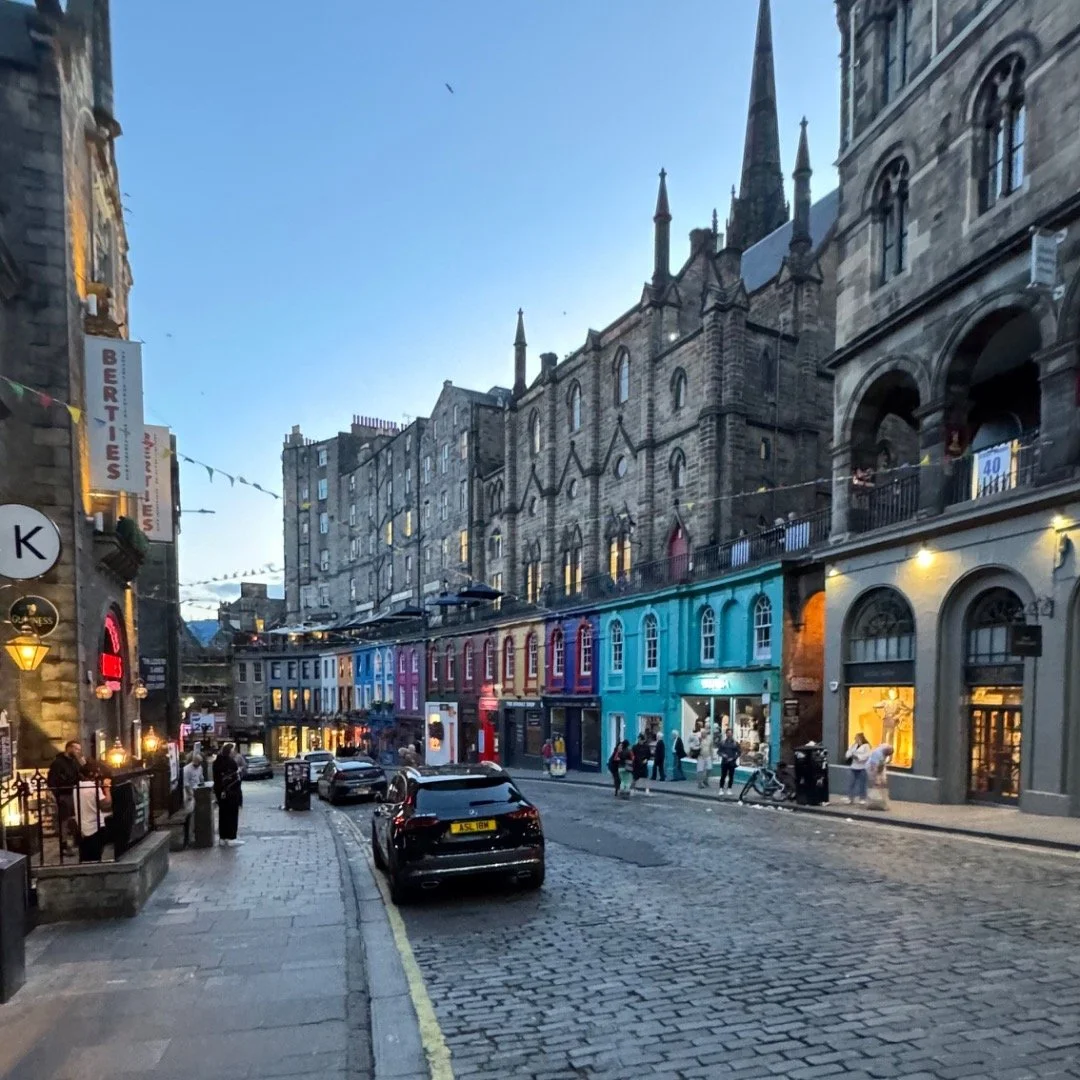 So nicd to be back visting Edinburgh after 5 years, planning to carch some good comedy