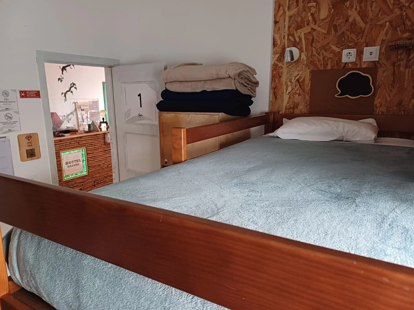 4 beds dorm 